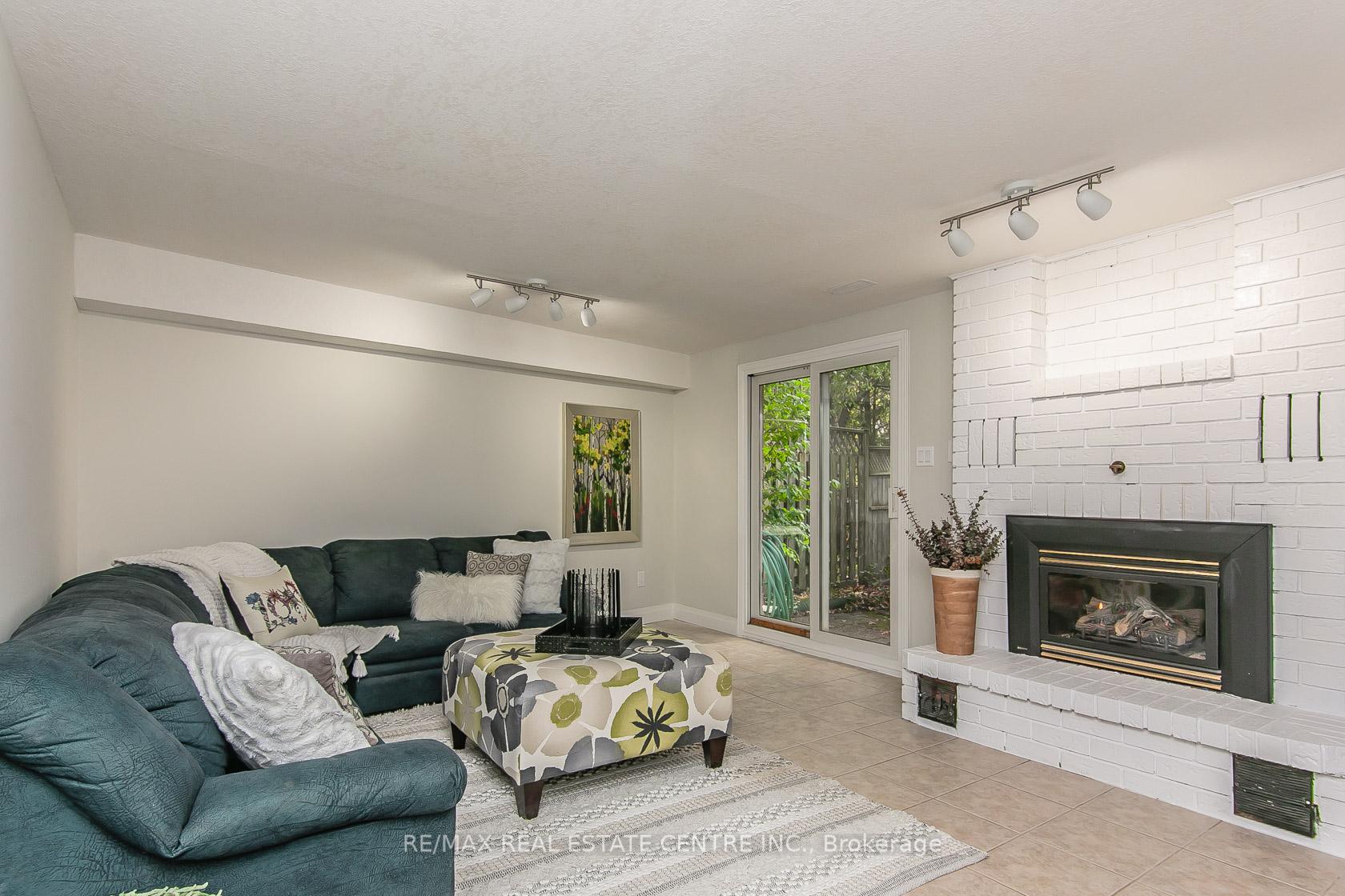 Photo 34 of Unit 6, 511 Oakvale Drive, Waterloo — HOMEH