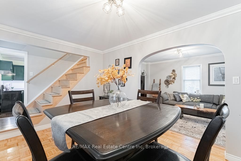 Photo 20 of 14 Riverside Drive W, Woolwich, Elmira — HOMEH