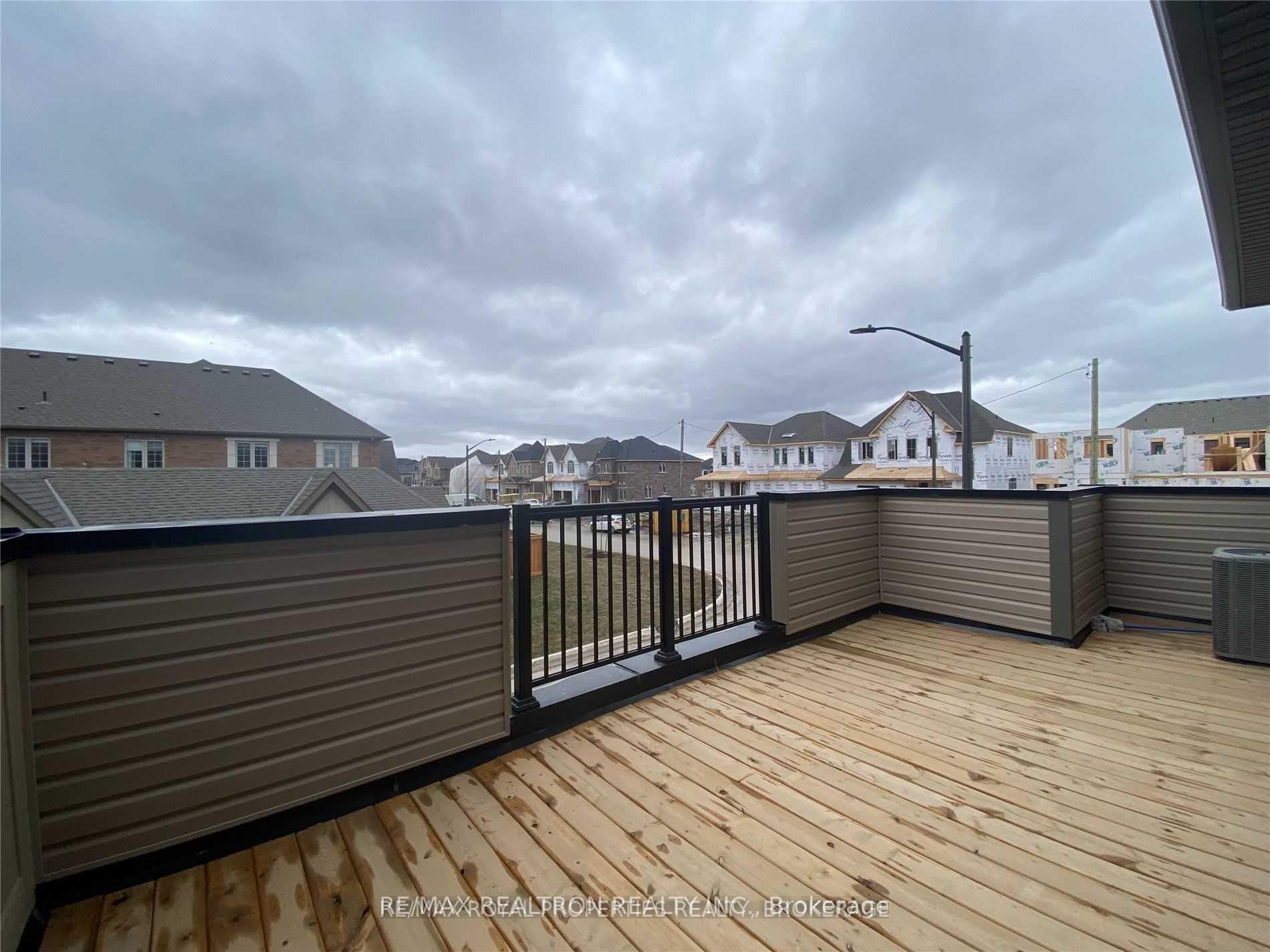 Photo 3 of 364 Coronation Road, Whitby, Rural Whitby — HOMEH