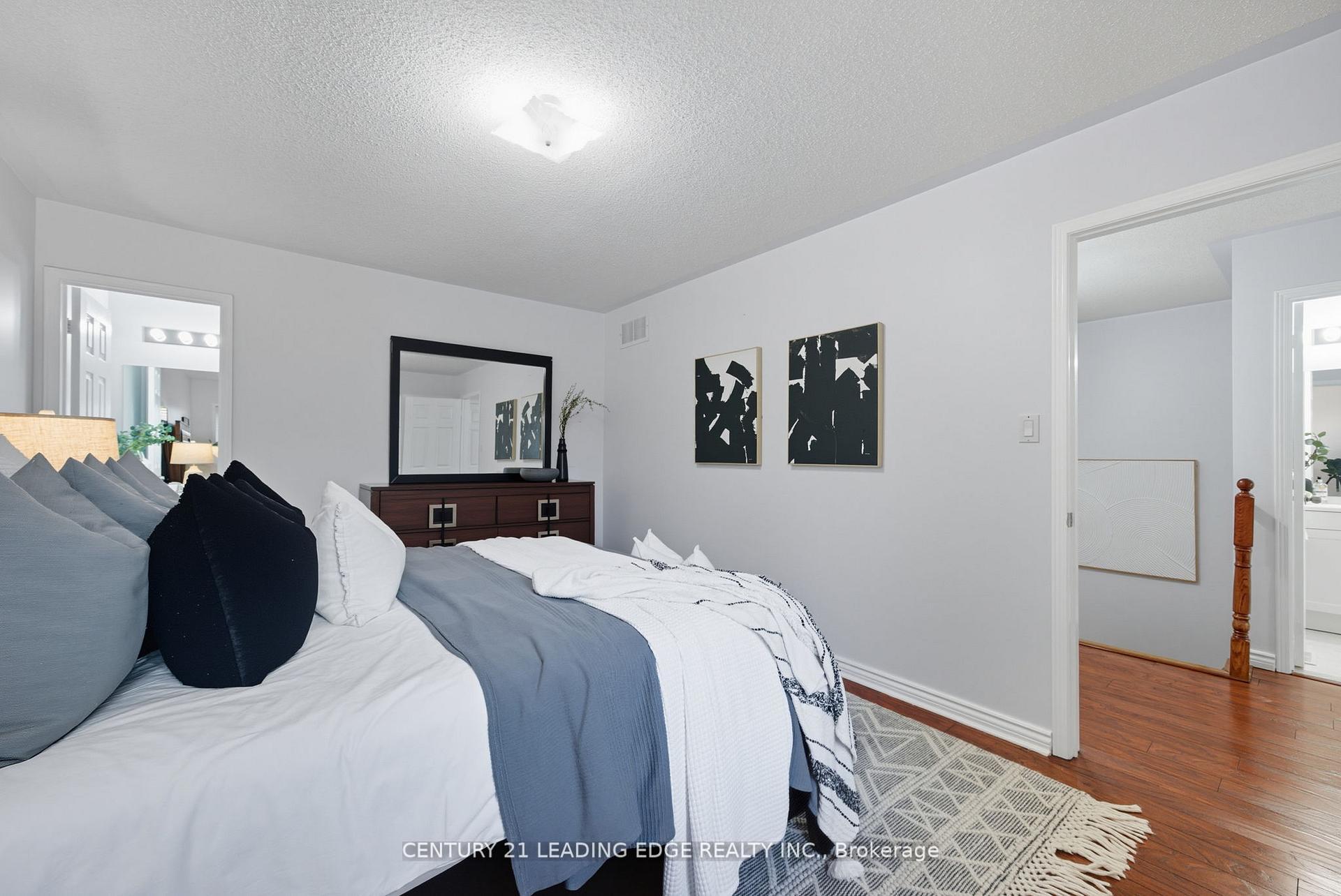 Photo 20 of 9 McCartney Avenue, Whitby, Williamsburg — HOMEH