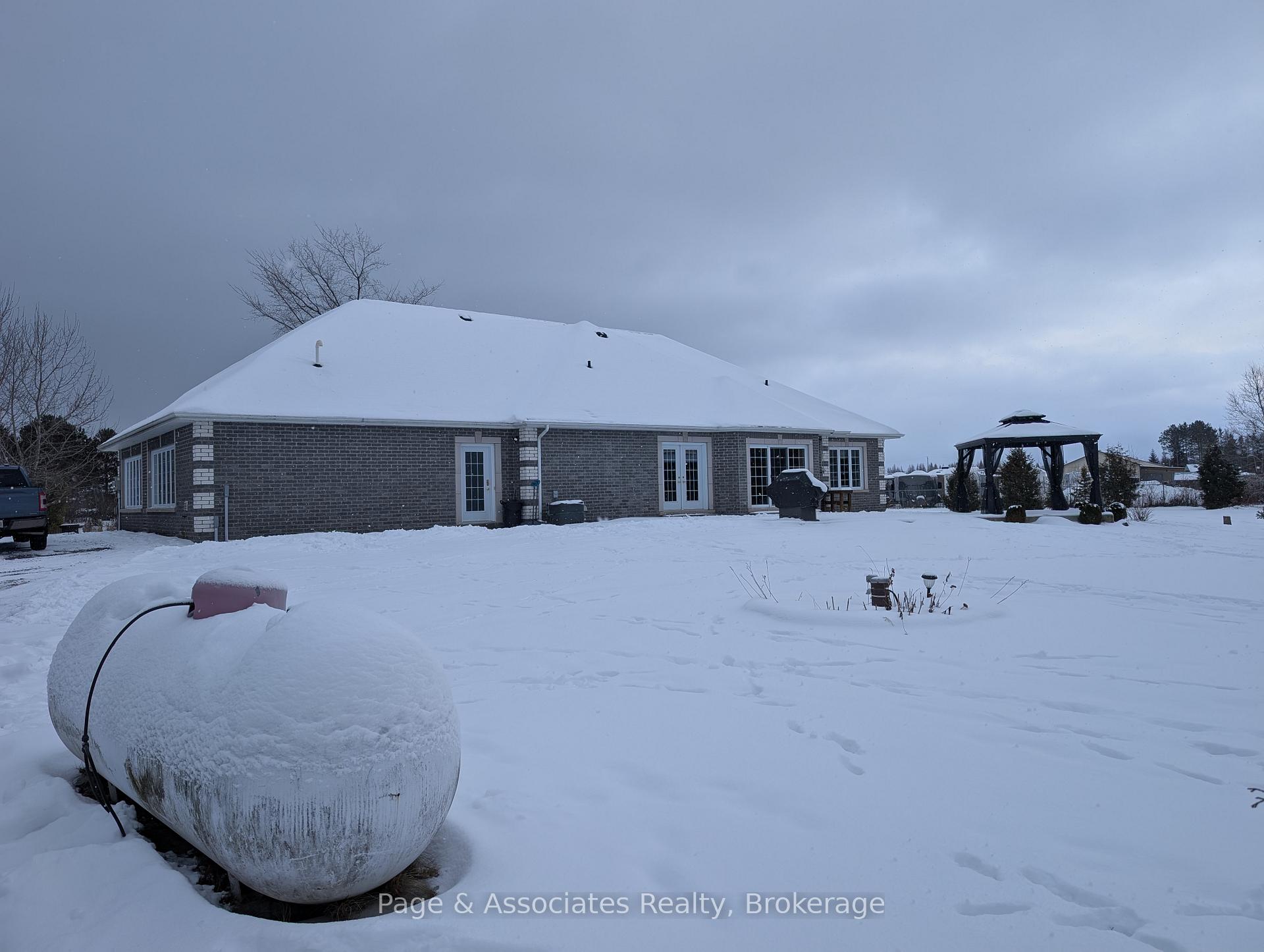 Photo 32 of 53 Golf Course Road, West Nipissing, Sturgeon Falls — HOMEH