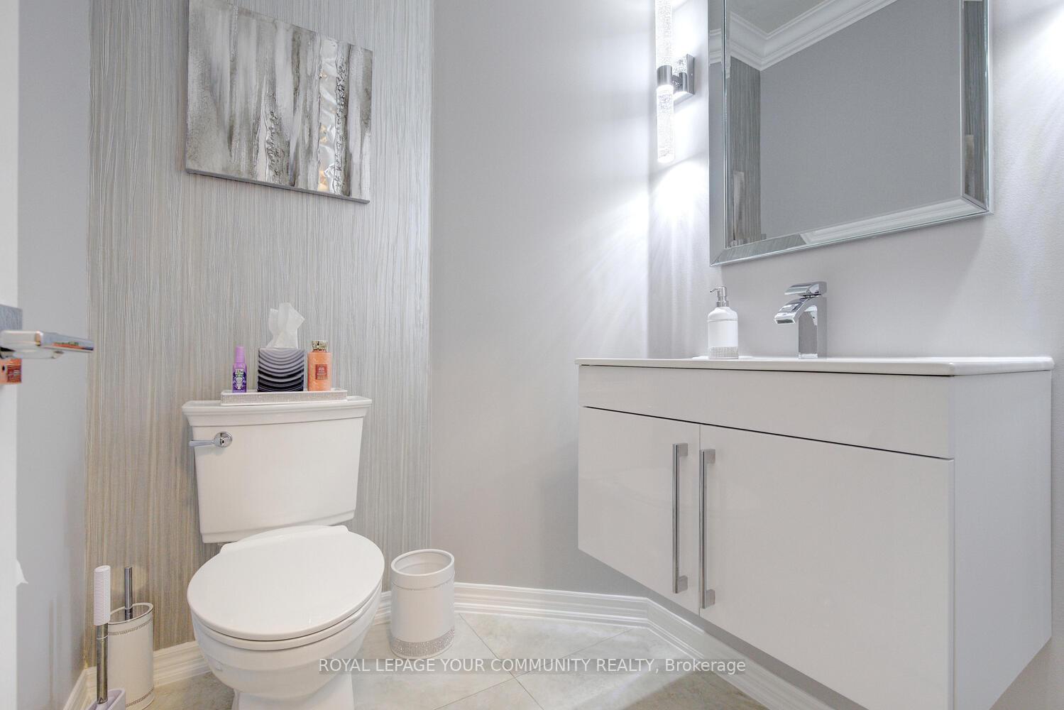Photo 8 of 121 Mahogany Forest Drive, Vaughan, Patterson — HOMEH