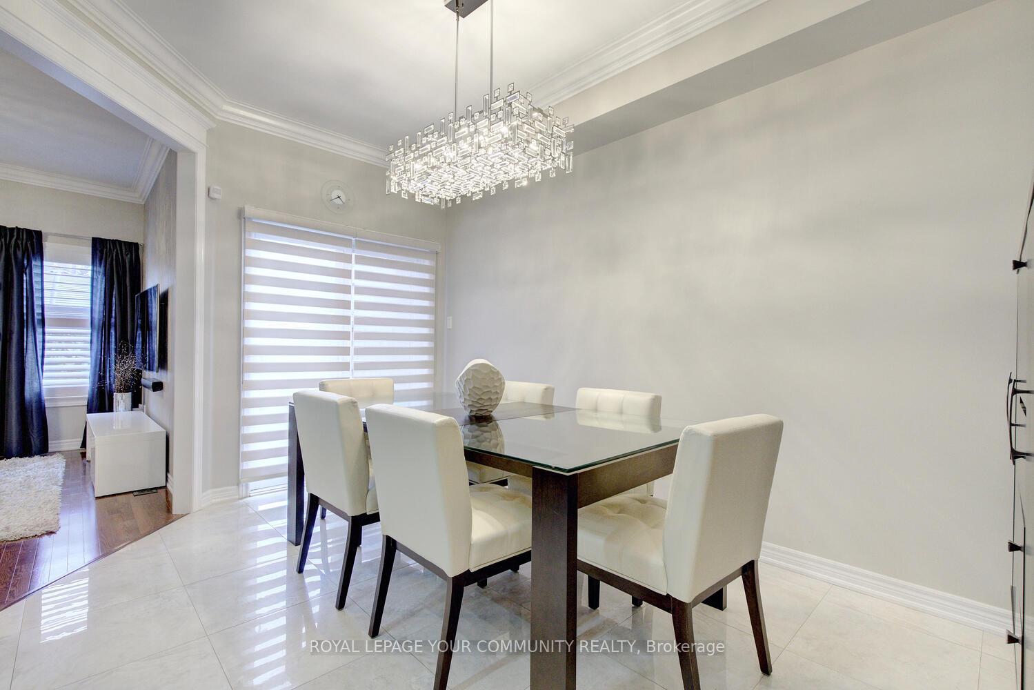 Photo 9 of 121 Mahogany Forest Drive, Vaughan, Patterson — HOMEH