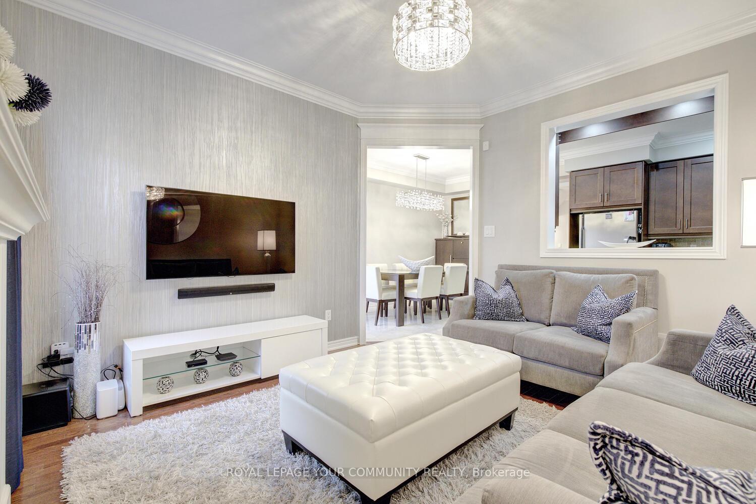 Photo 20 of 121 Mahogany Forest Drive, Vaughan, Patterson — HOMEH