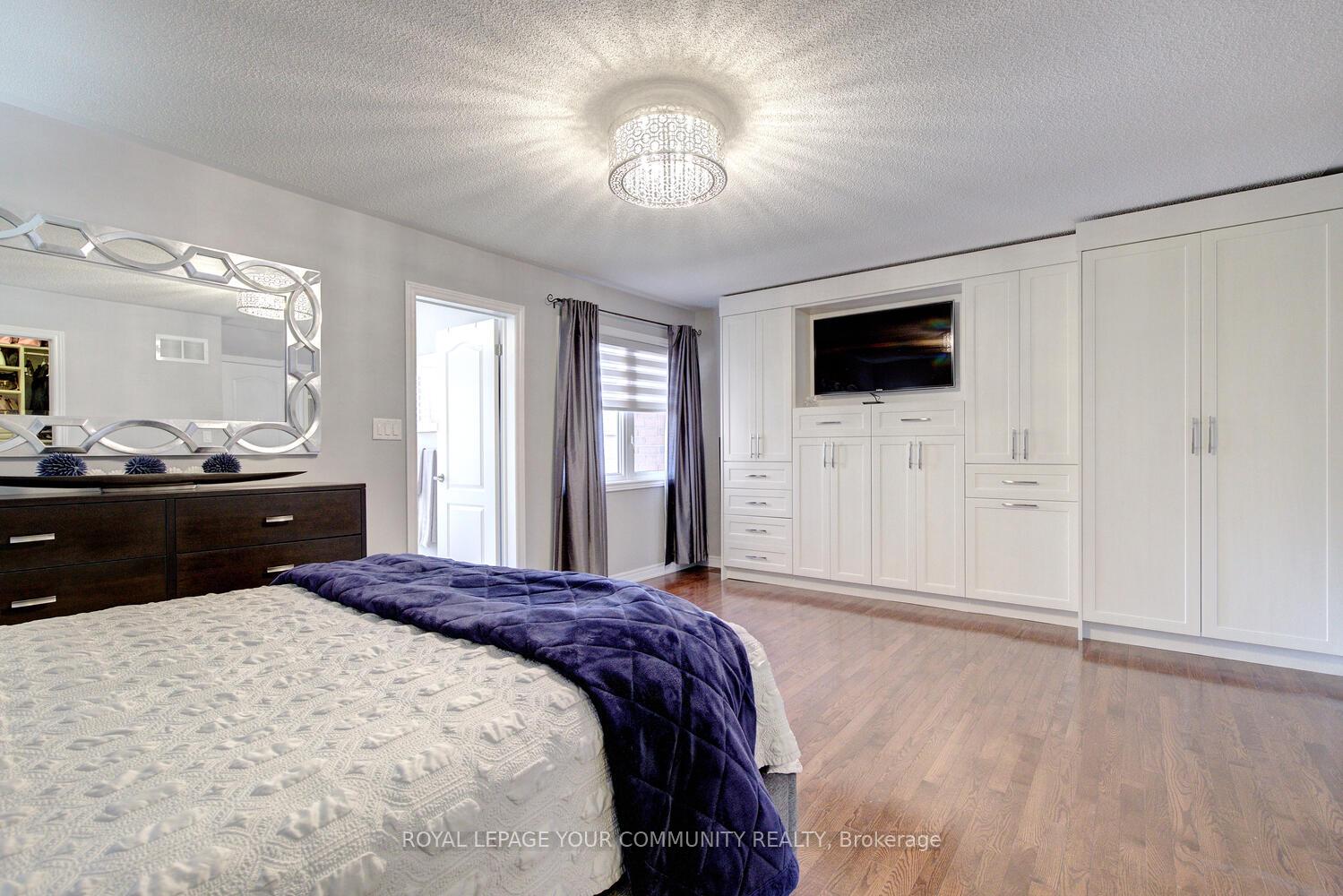 Photo 24 of 121 Mahogany Forest Drive, Vaughan, Patterson — HOMEH