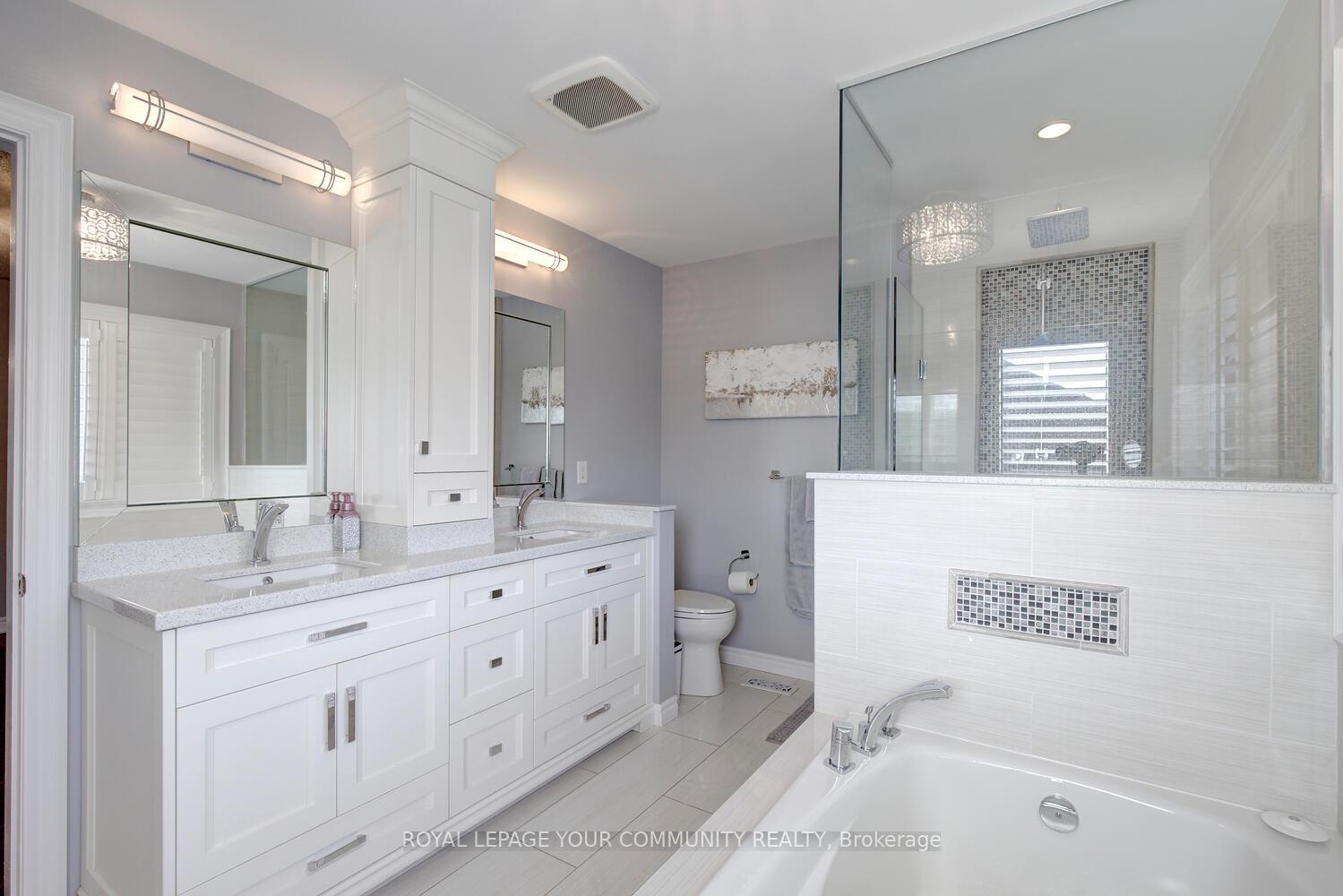 Photo 30 of 121 Mahogany Forest Drive, Vaughan, Patterson — HOMEH