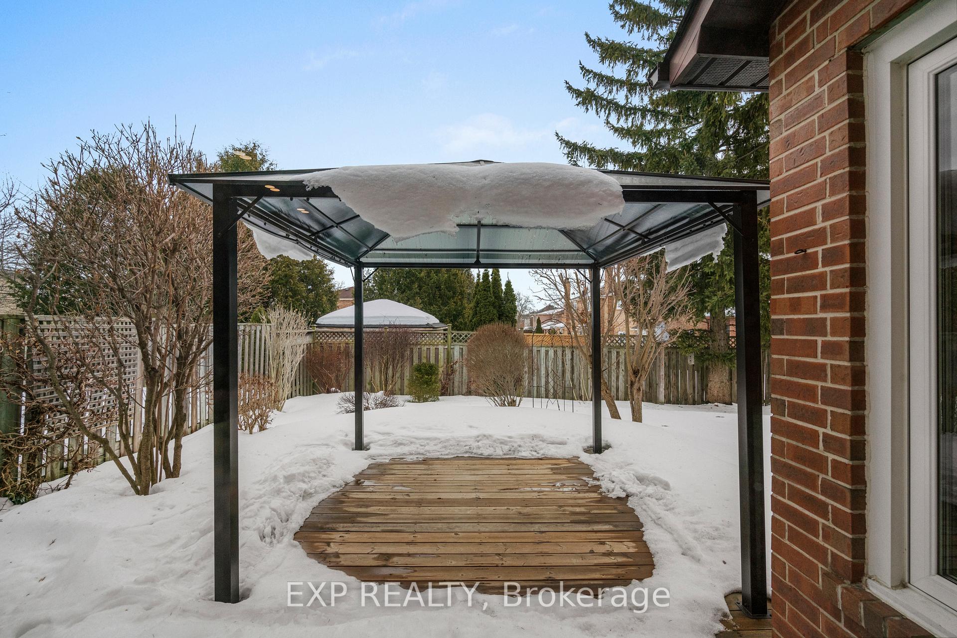Photo 11 of 348 Raymerville Drive, Markham, Raymerville — HOMEH