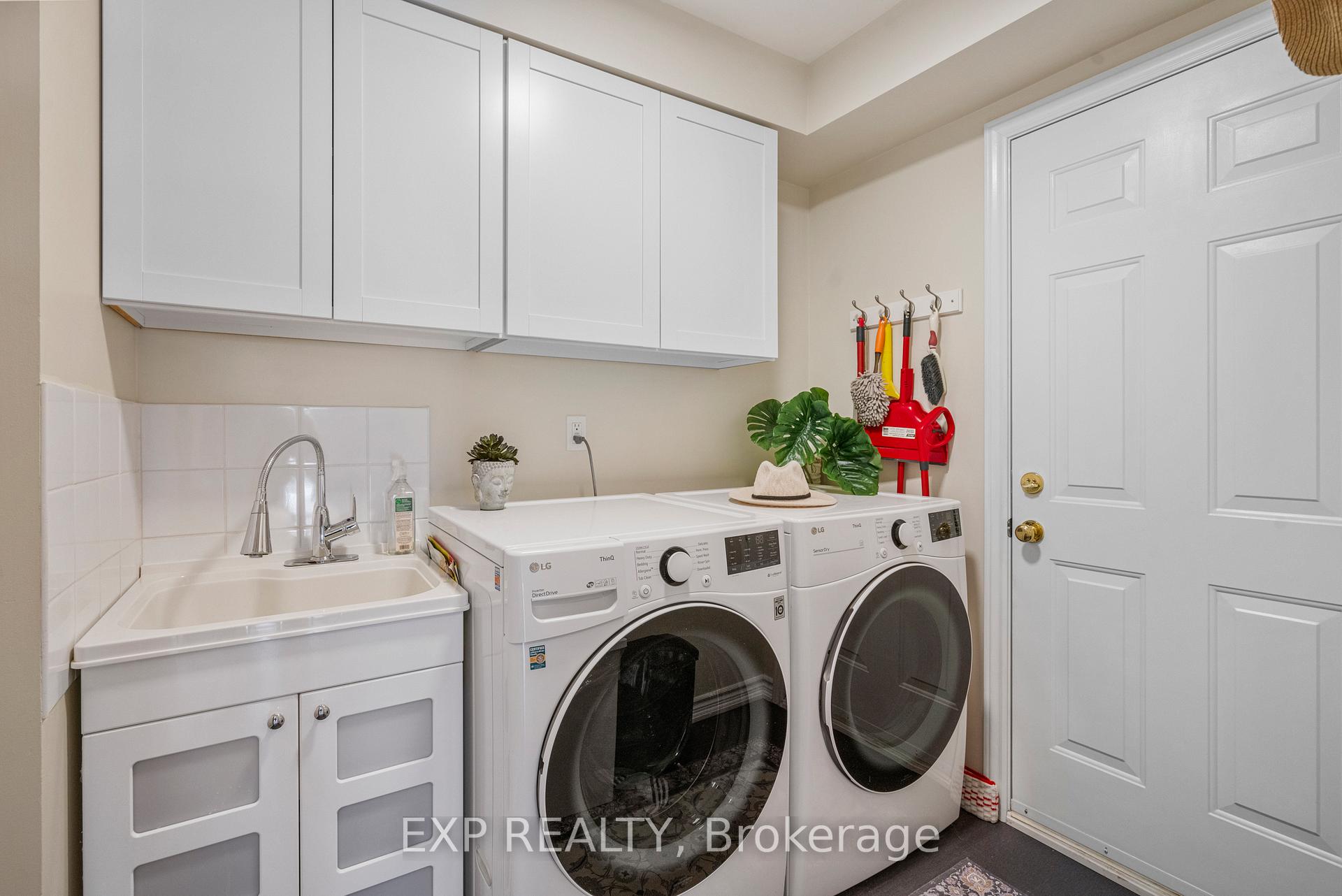 Photo 16 of 348 Raymerville Drive, Markham, Raymerville — HOMEH