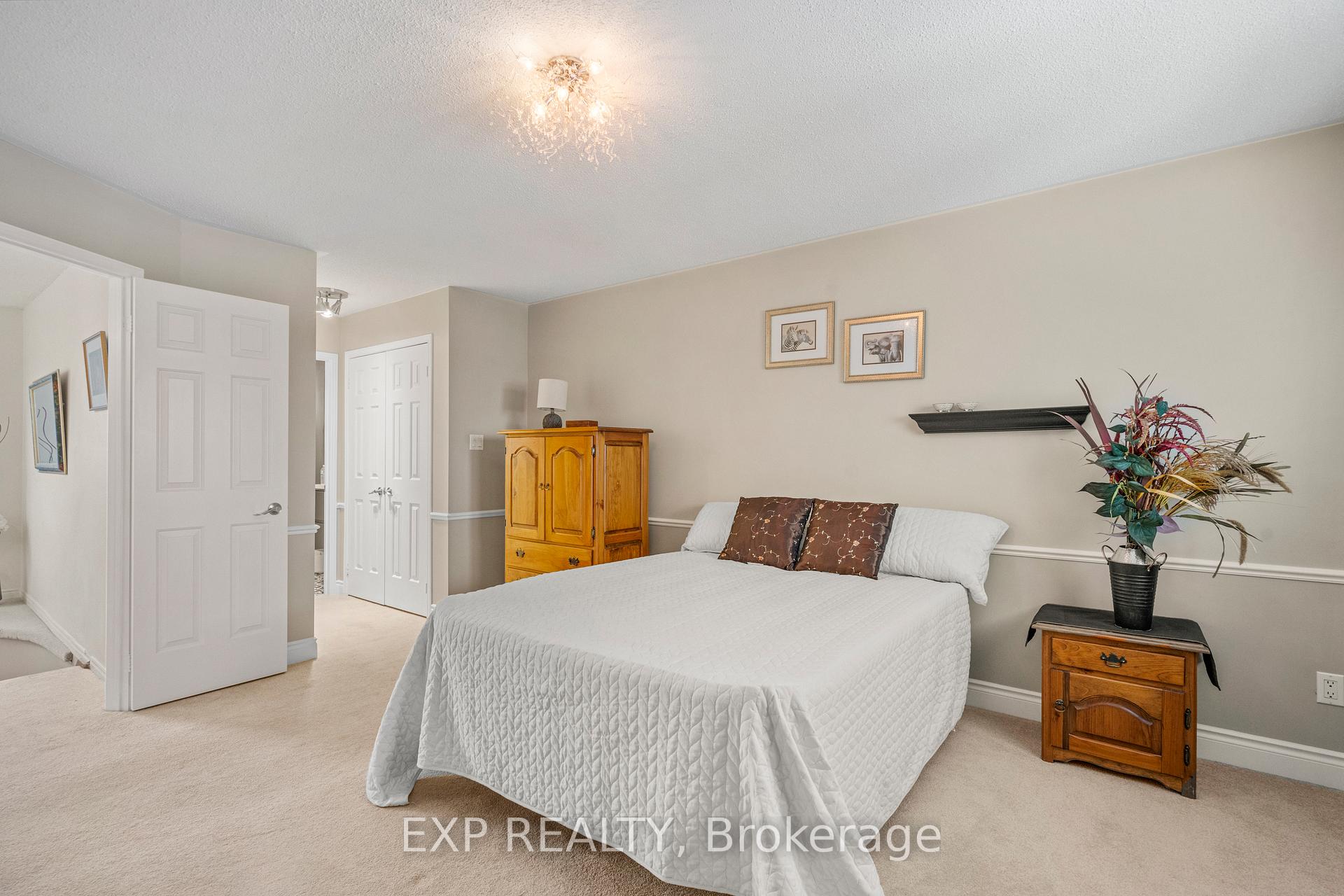 Photo 20 of 348 Raymerville Drive, Markham, Raymerville — HOMEH