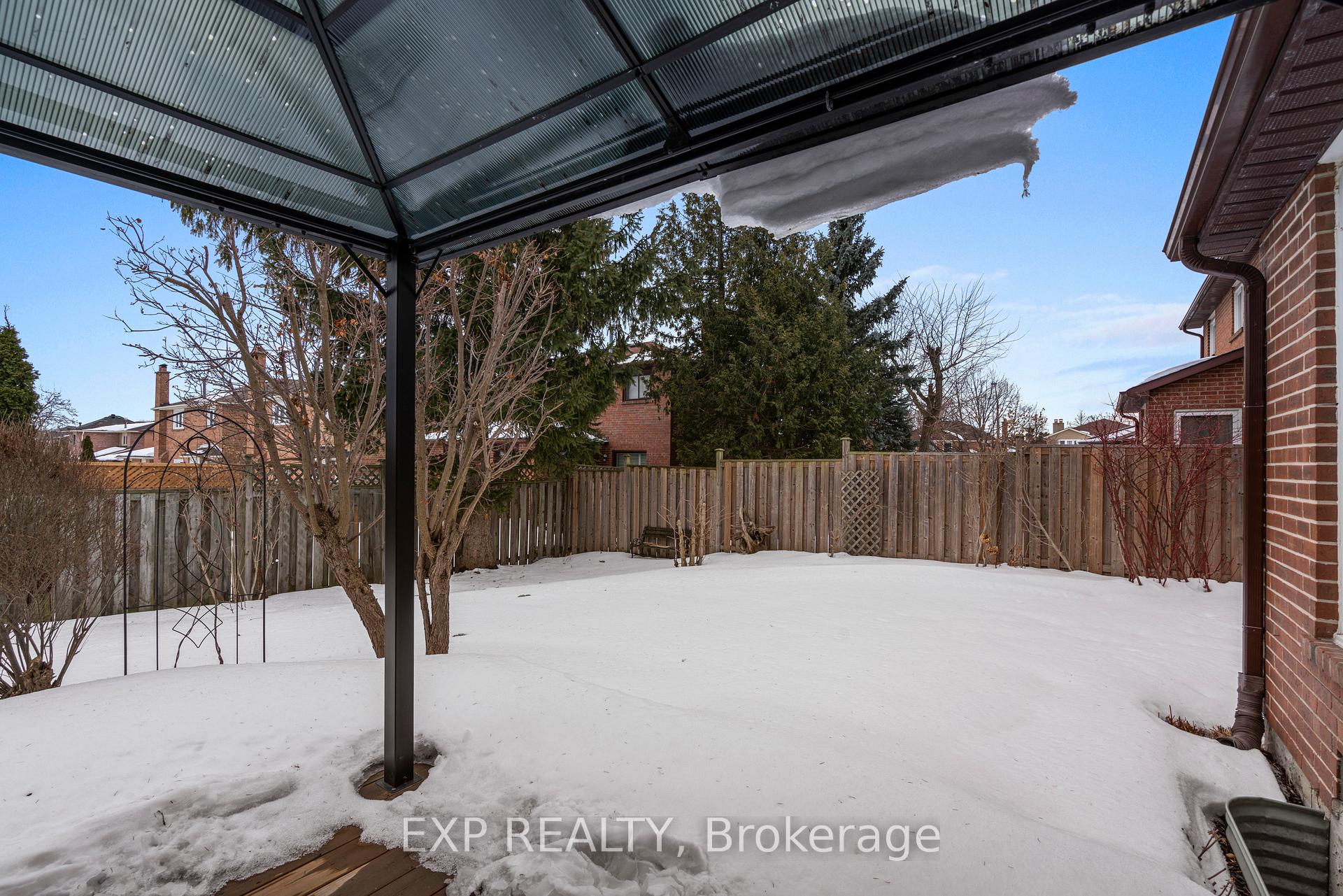 Photo 32 of 348 Raymerville Drive, Markham, Raymerville — HOMEH