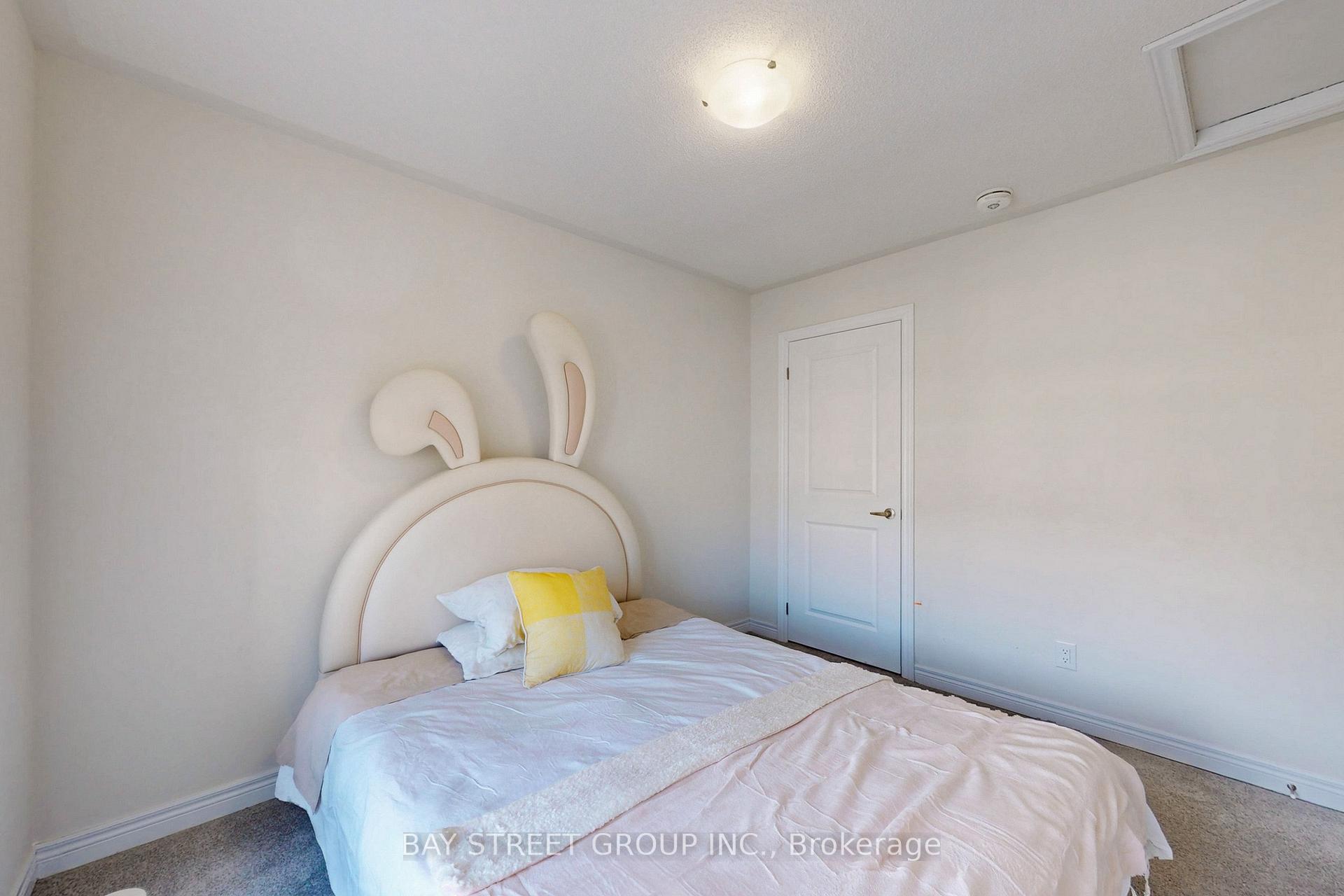 Photo 34 of 20 Morrison Crescent, Whitby, Rural Whitby — HOMEH
