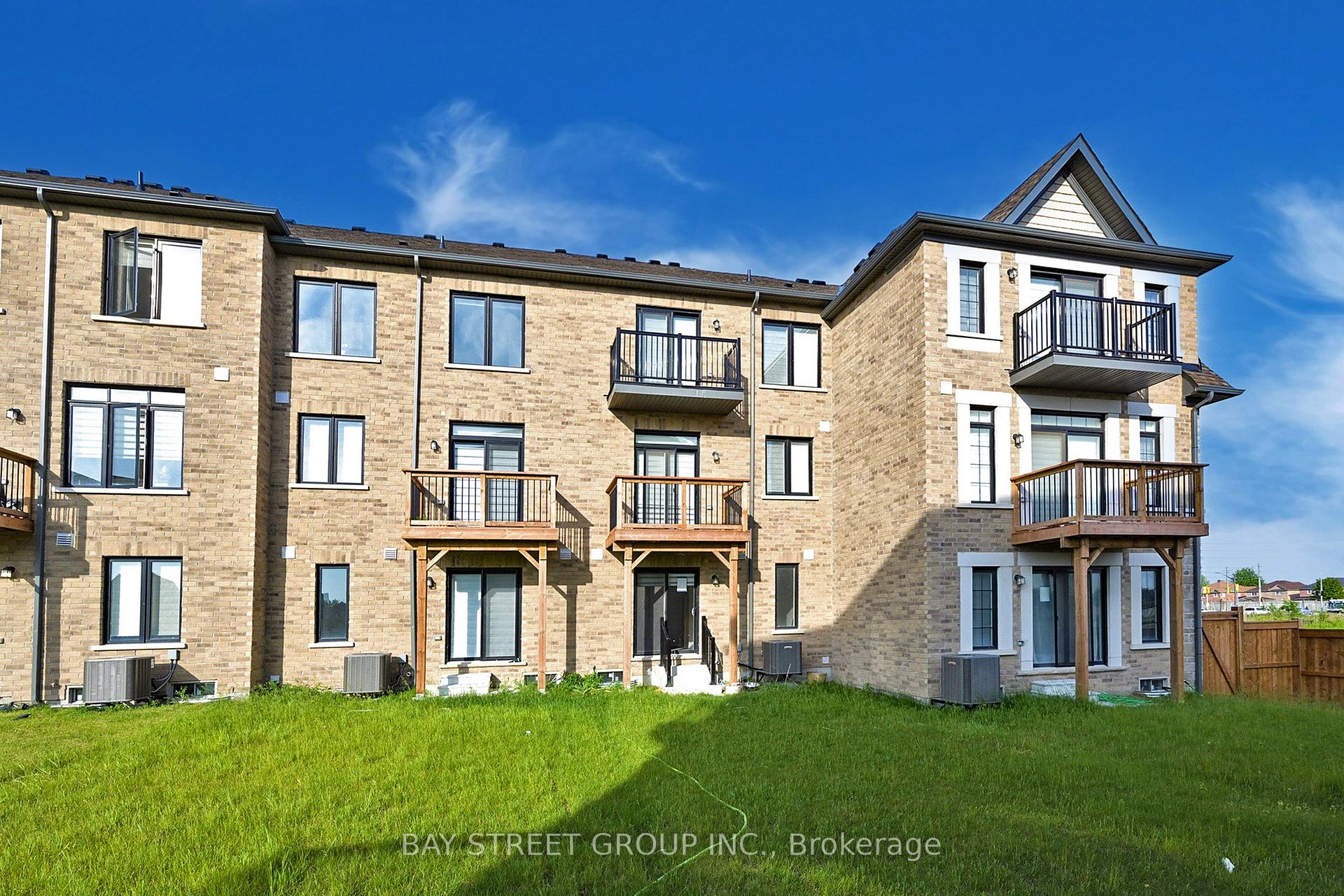 Photo 41 of 20 Morrison Crescent, Whitby, Rural Whitby — HOMEH