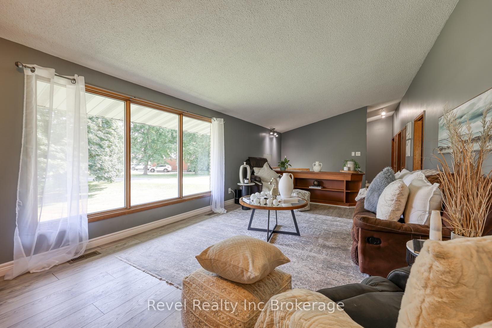 Photo 15 of 843540 Road 84, Zorra, Embro — HOMEH