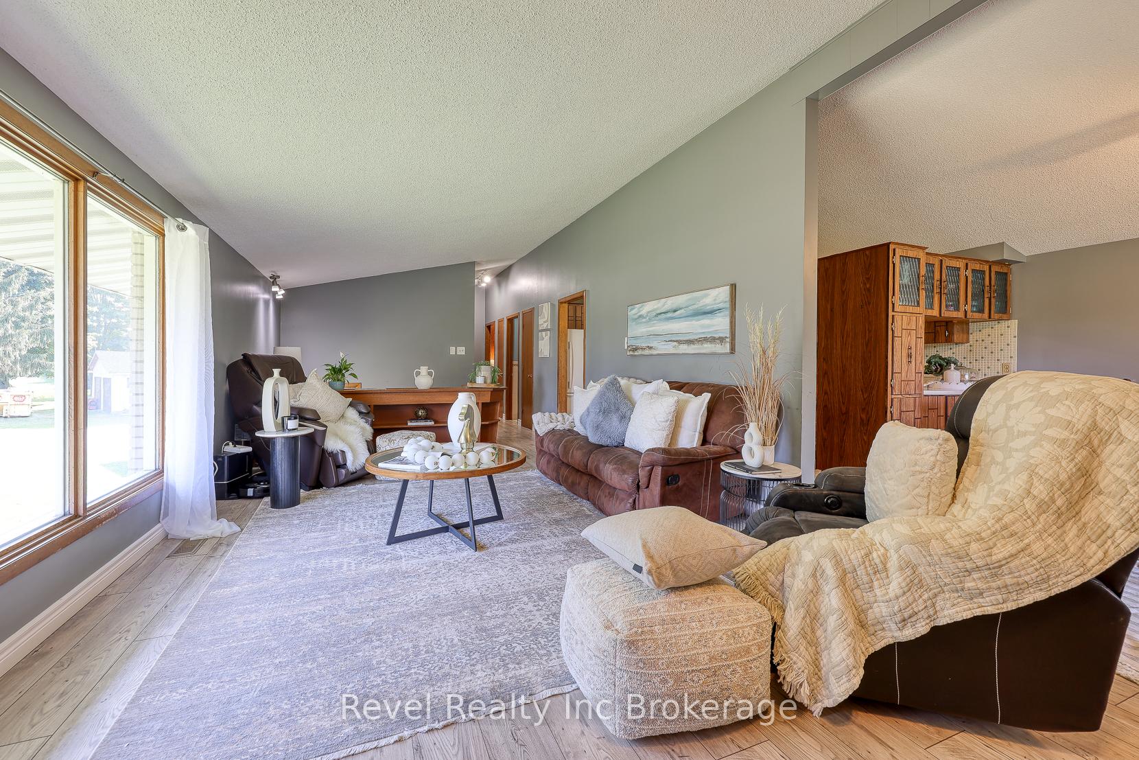 Photo 16 of 843540 Road 84, Zorra, Embro — HOMEH