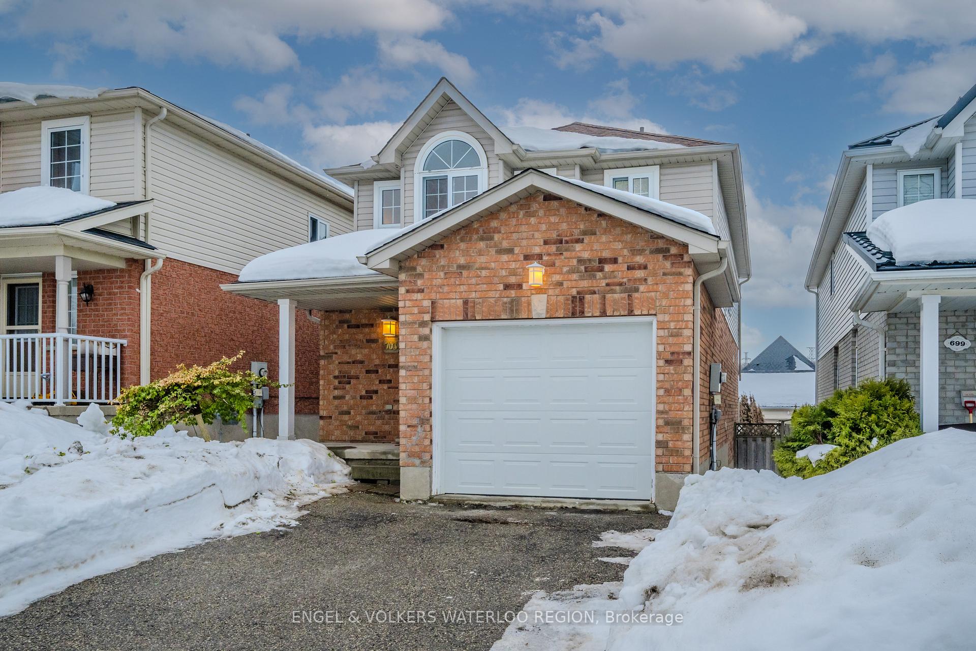 Photo 2 of 703 Karlsfeld Road, Waterloo — HOMEH