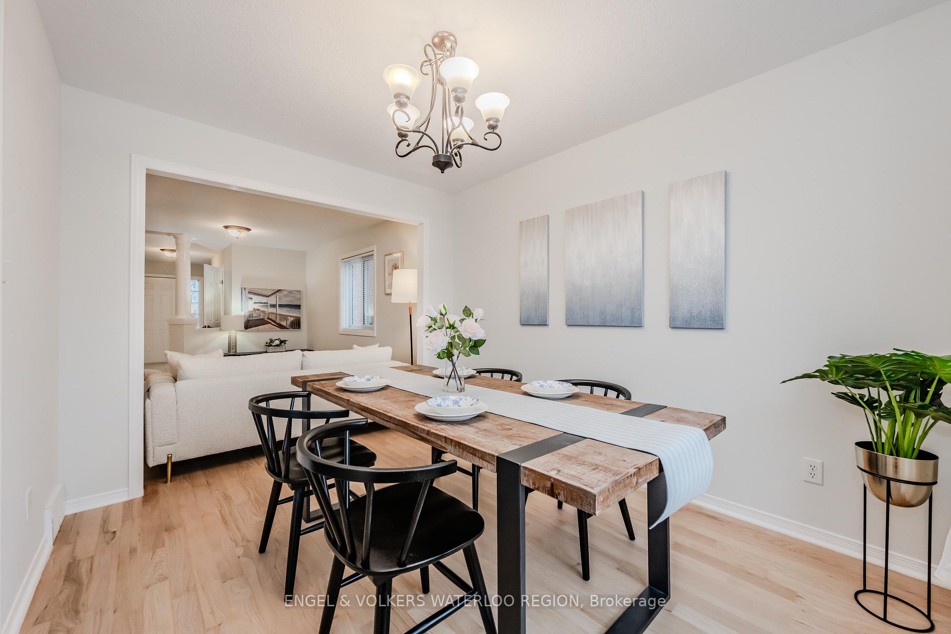 Photo 16 of 703 Karlsfeld Road, Waterloo — HOMEH