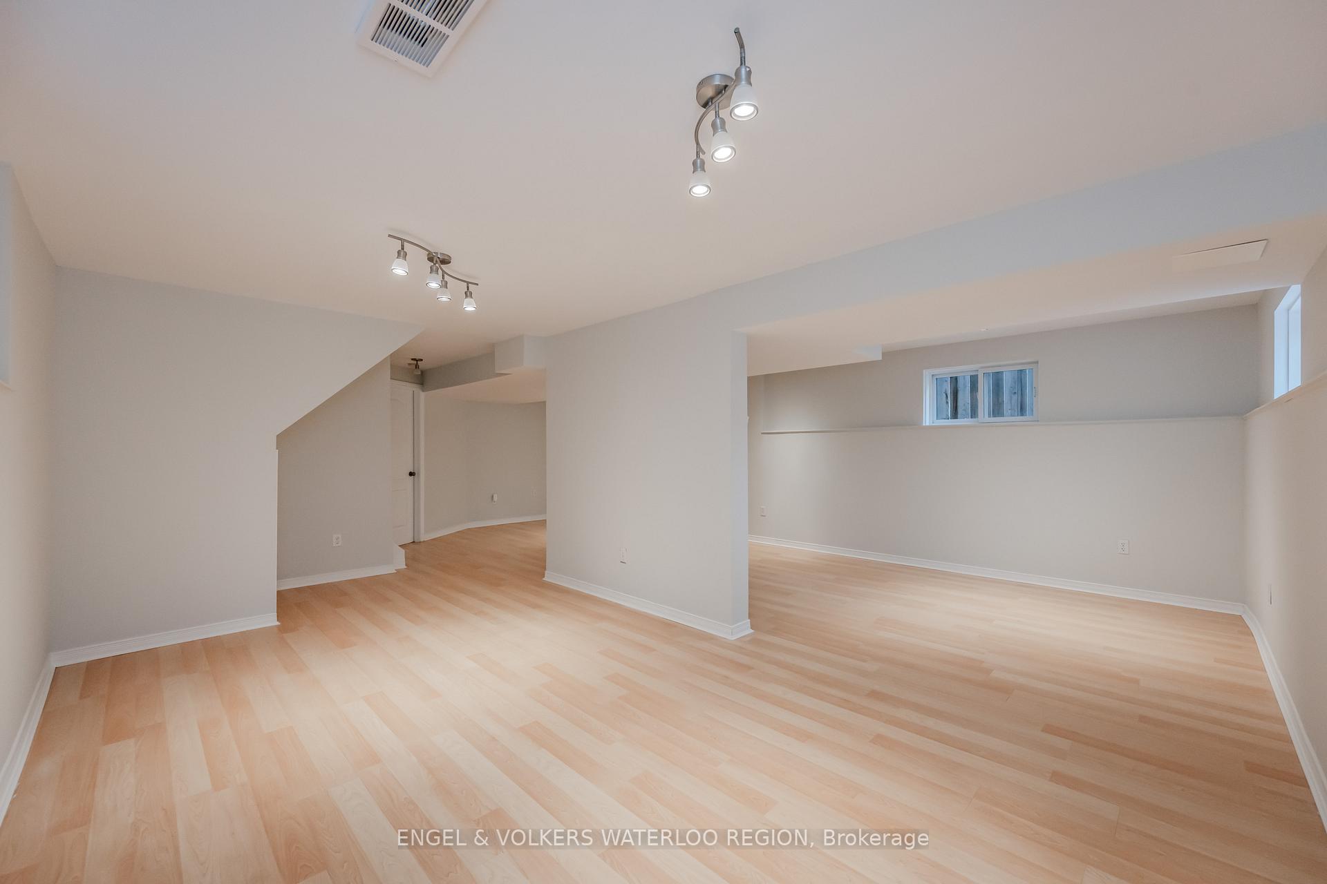 Photo 31 of 703 Karlsfeld Road, Waterloo — HOMEH