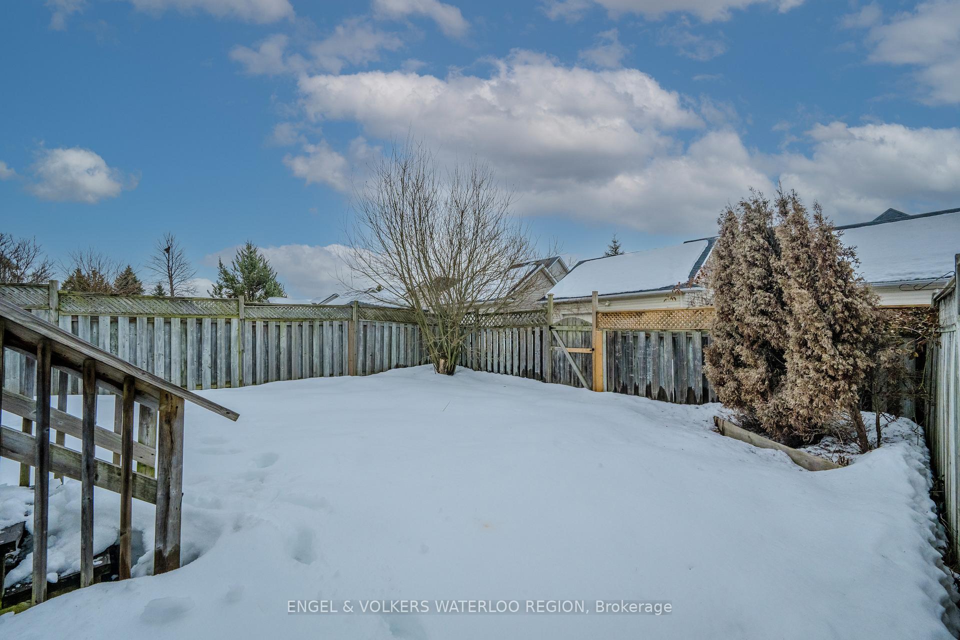 Photo 37 of 703 Karlsfeld Road, Waterloo — HOMEH