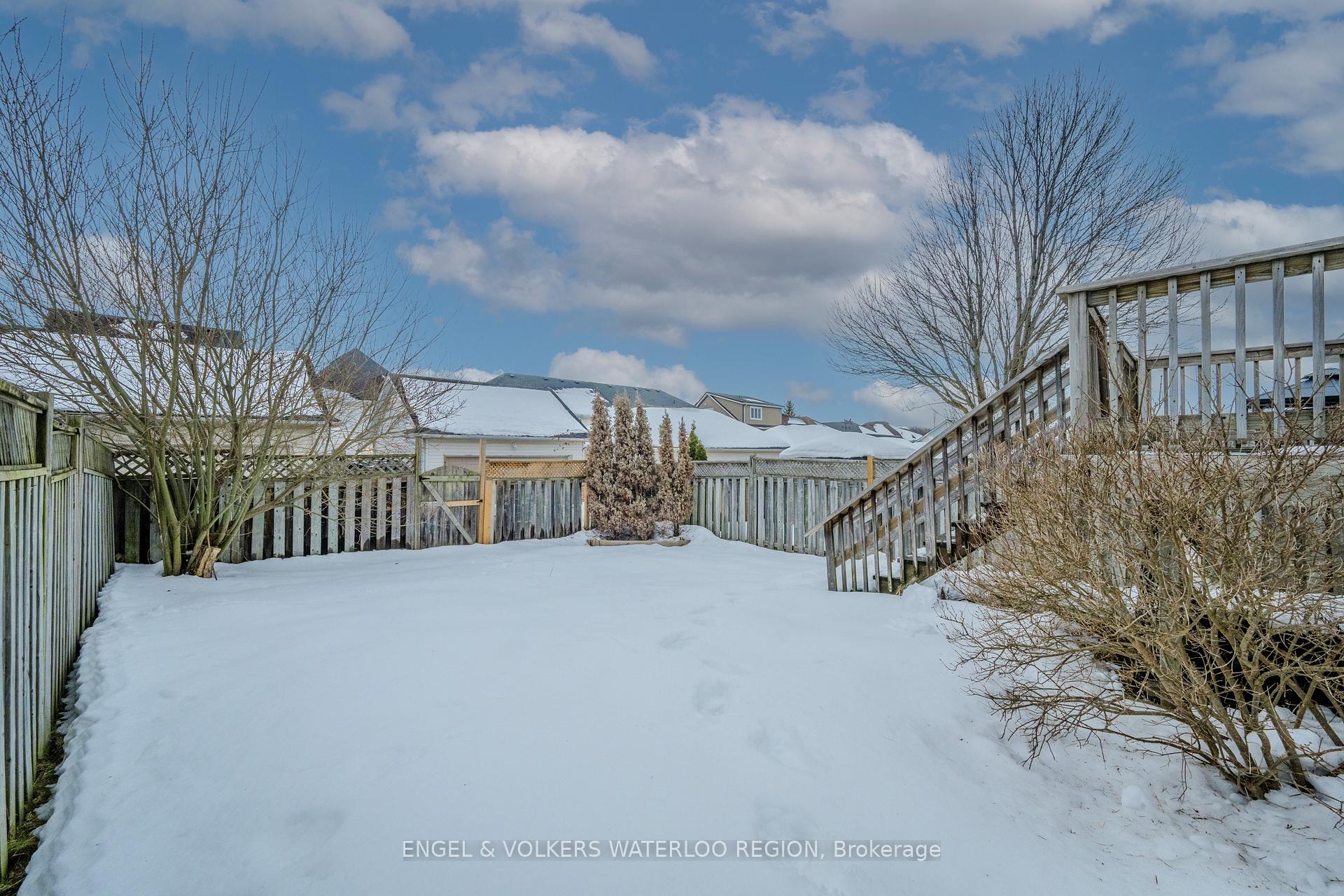 Photo 40 of 703 Karlsfeld Road, Waterloo — HOMEH