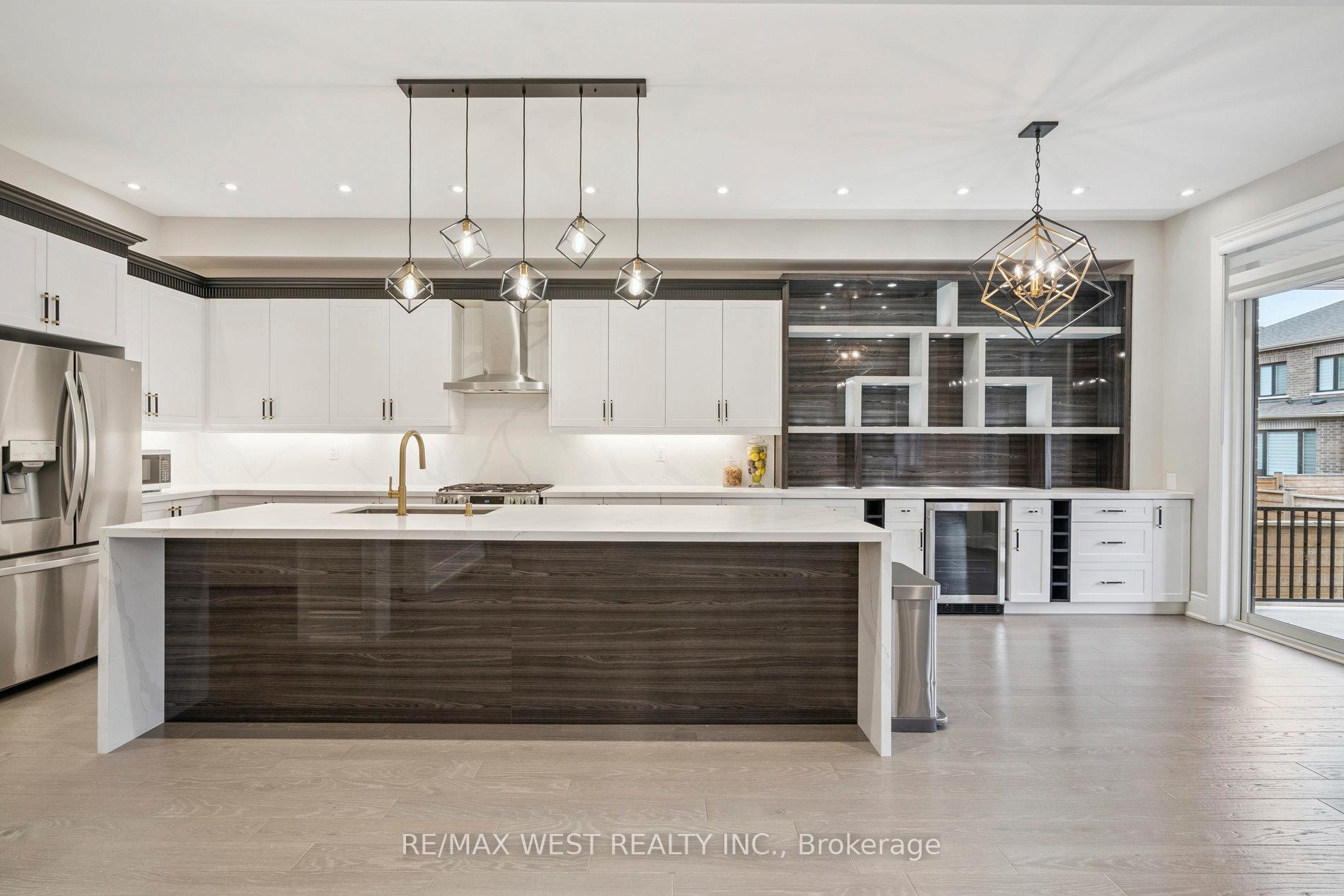 Photo 11 of 54 Stilton Avenue, Vaughan, Kleinburg — HOMEH
