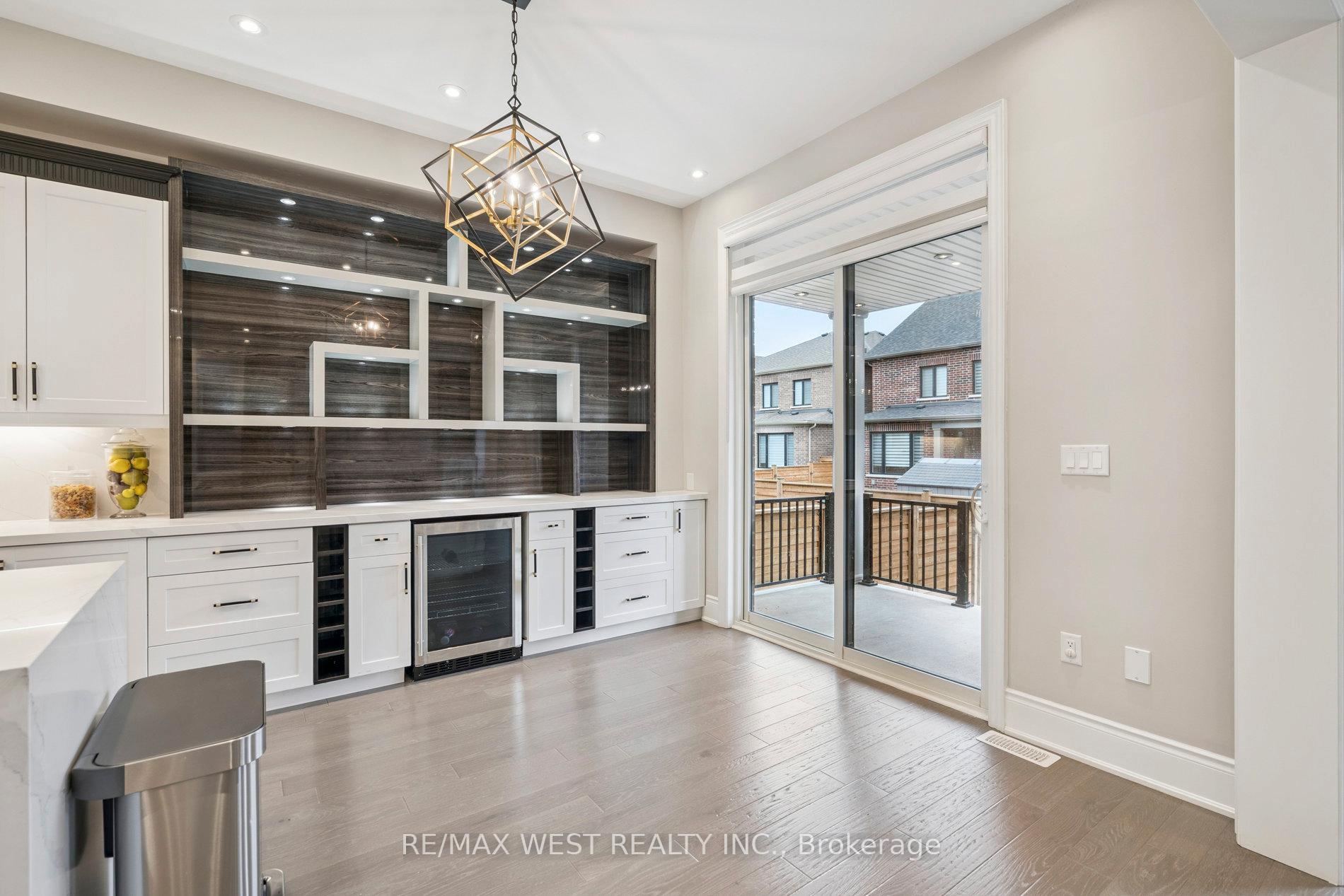 Photo 13 of 54 Stilton Avenue, Vaughan, Kleinburg — HOMEH