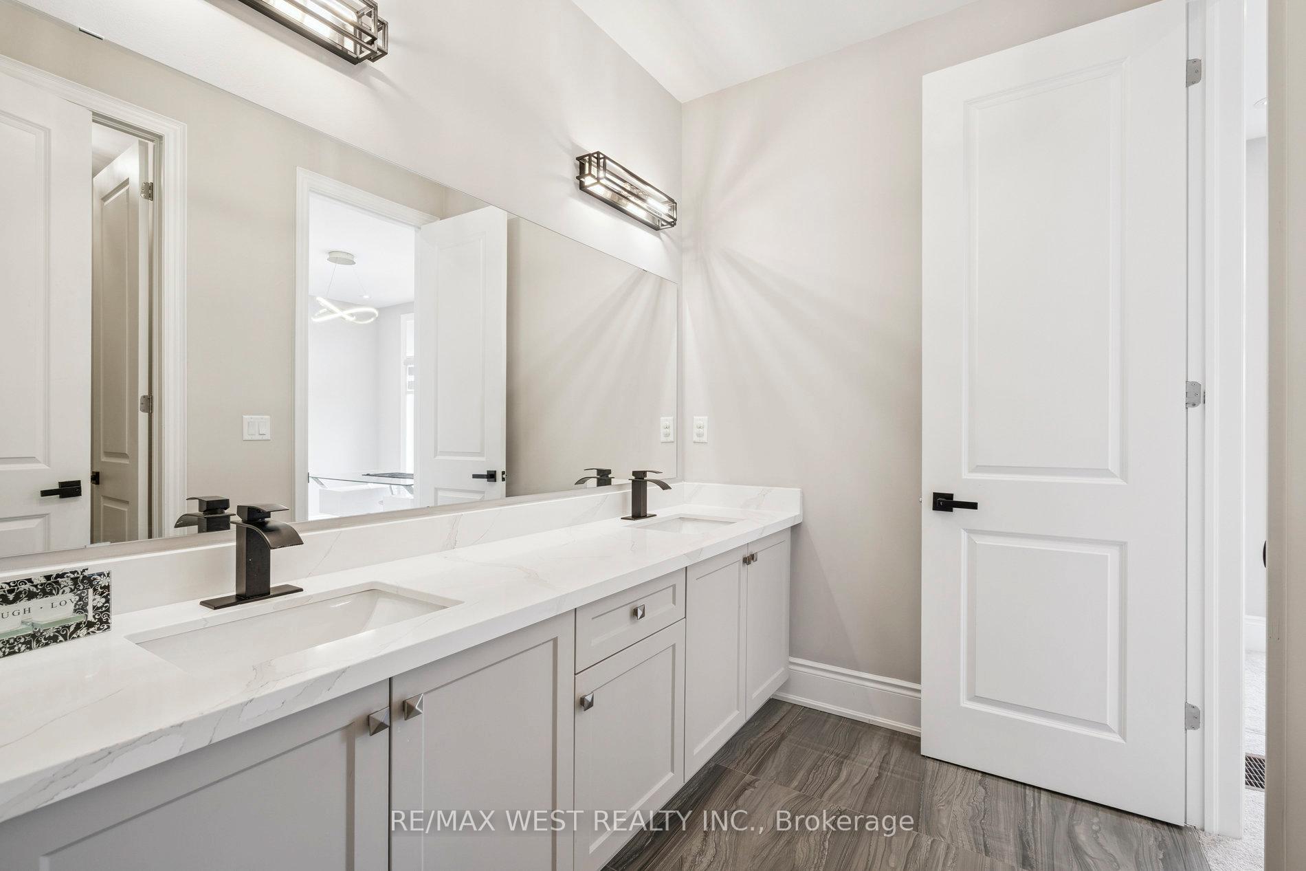 Photo 33 of 54 Stilton Avenue, Vaughan, Kleinburg — HOMEH