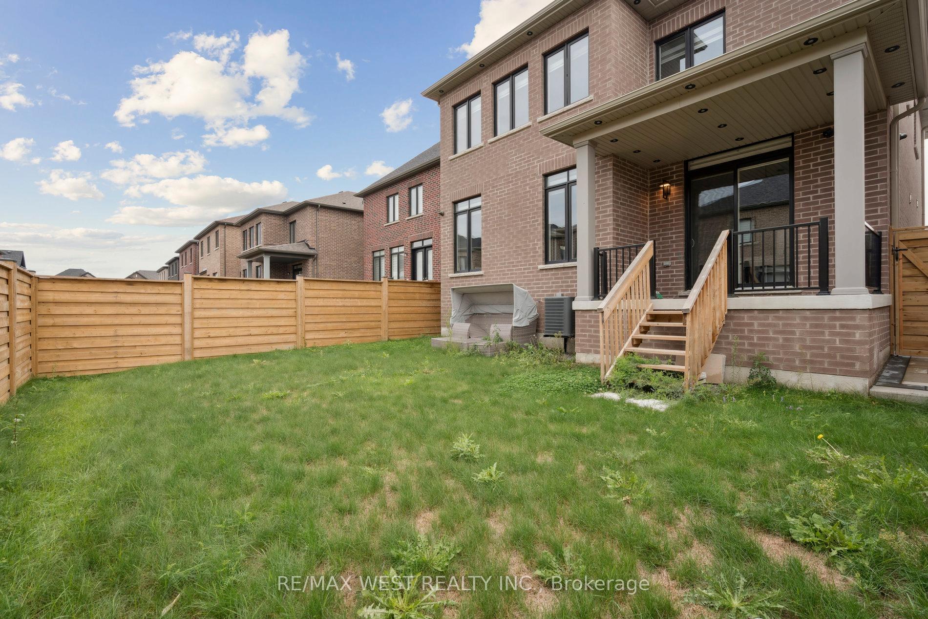 Photo 43 of 54 Stilton Avenue, Vaughan, Kleinburg — HOMEH