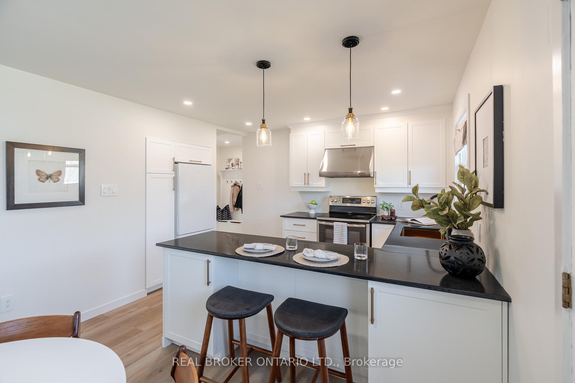 Photo 6 of 1670 Athans Avenue, Ottawa, Blossom Park/Leitrim — HOMEH