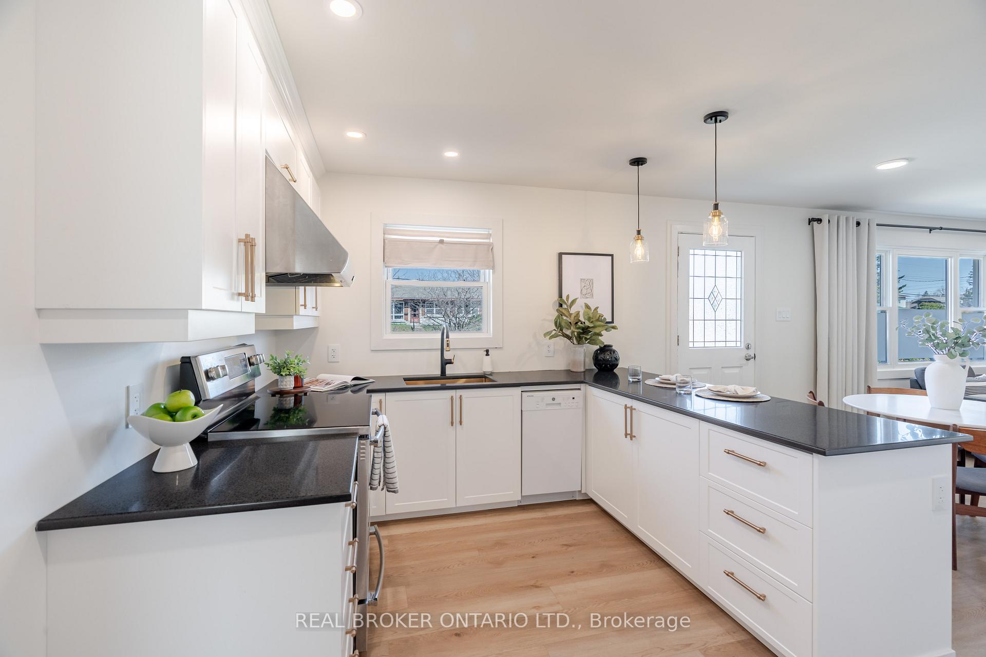 Photo 7 of 1670 Athans Avenue, Ottawa, Blossom Park/Leitrim — HOMEH