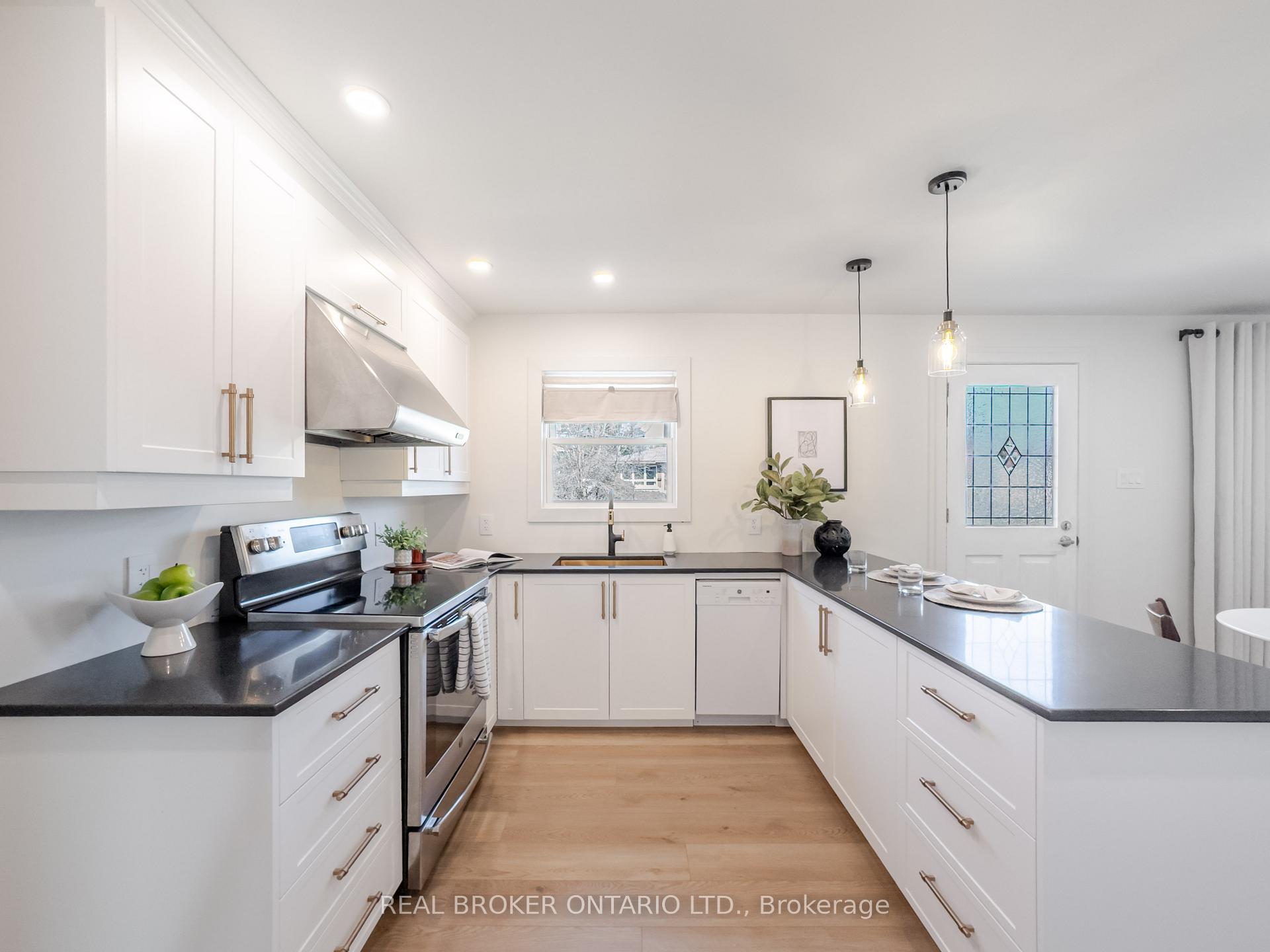 Photo 8 of 1670 Athans Avenue, Ottawa, Blossom Park/Leitrim — HOMEH