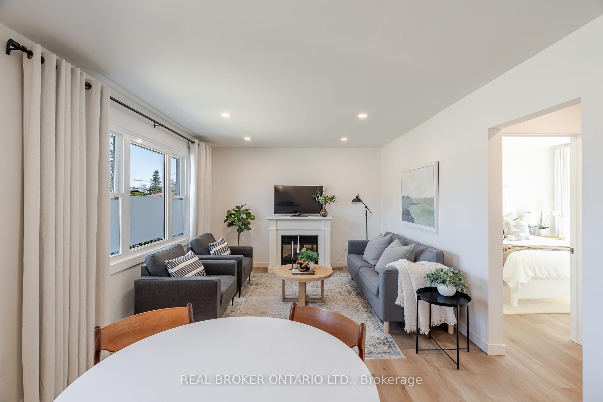 Photo 14 of 1670 Athans Avenue, Ottawa, Blossom Park/Leitrim — HOMEH