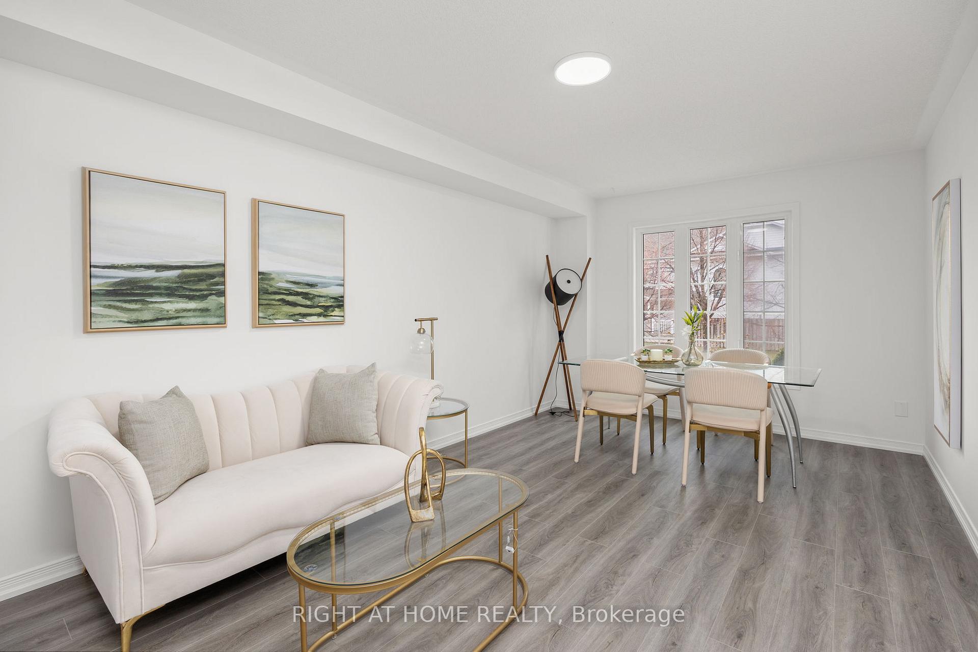 Photo 5 of 8 Diana Way, Barrie, Innis-Shore — HOMEH