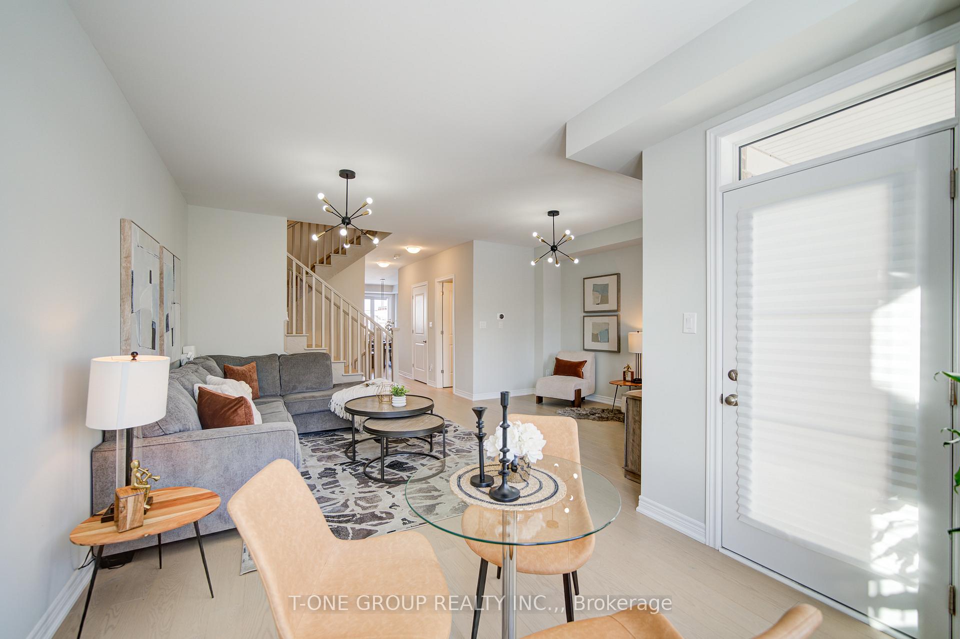 Photo 12 of 14 Bruce Boyd Drive, Markham, Cornell — HOMEH