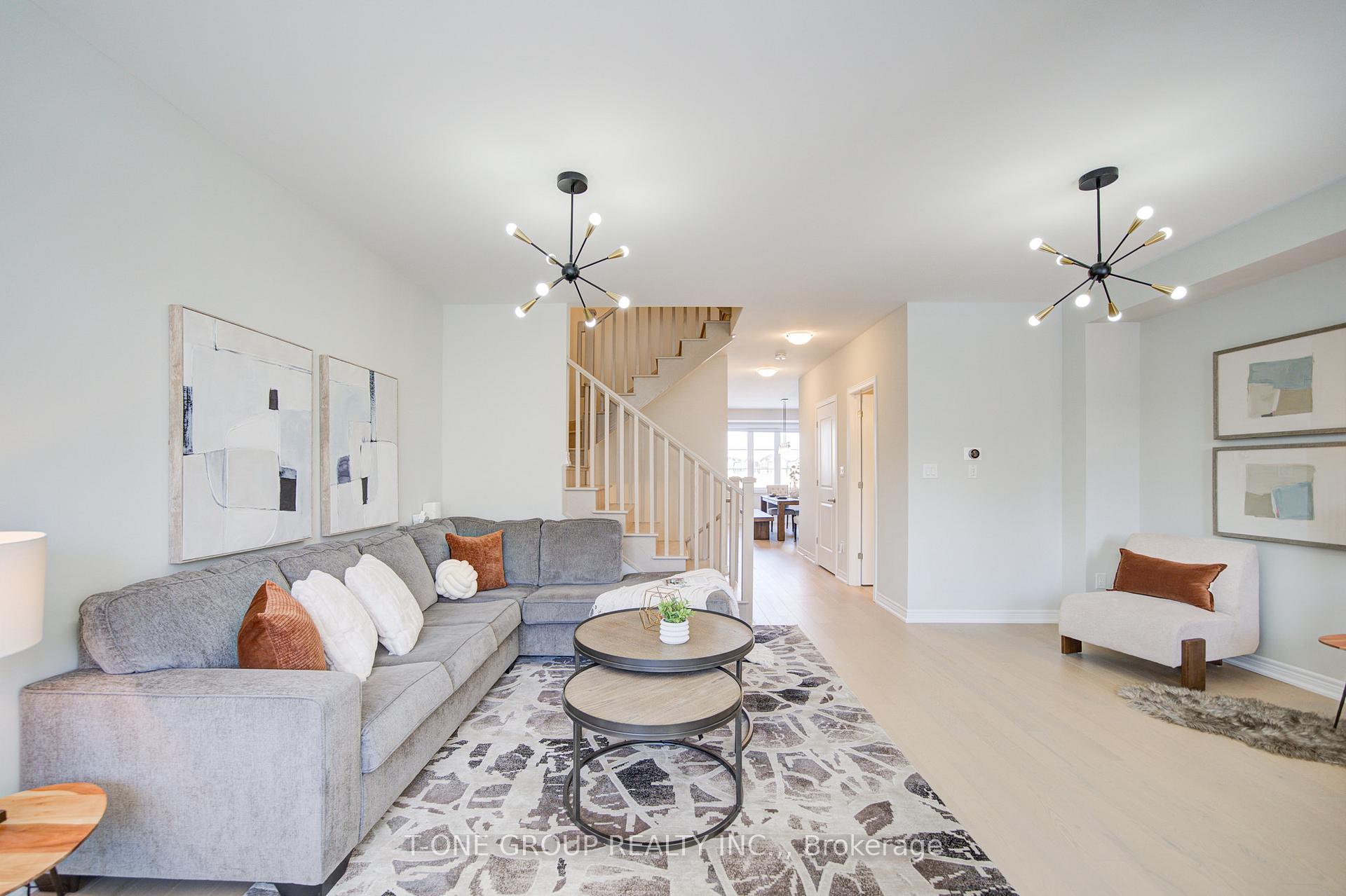 Photo 13 of 14 Bruce Boyd Drive, Markham, Cornell — HOMEH