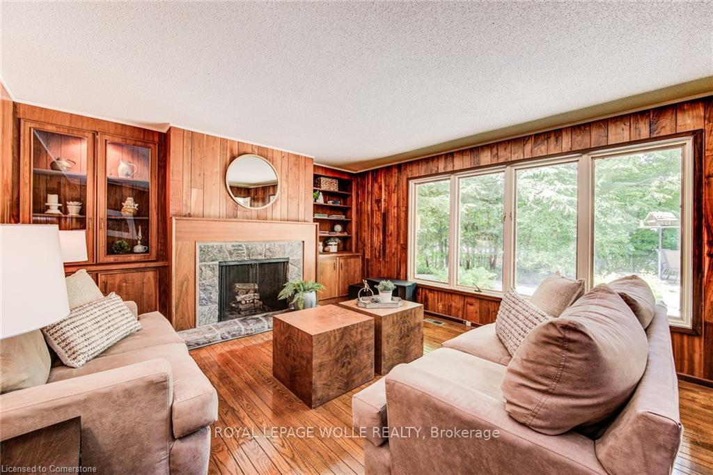 Photo 16 of 368 Warrington Drive, Waterloo — HOMEH