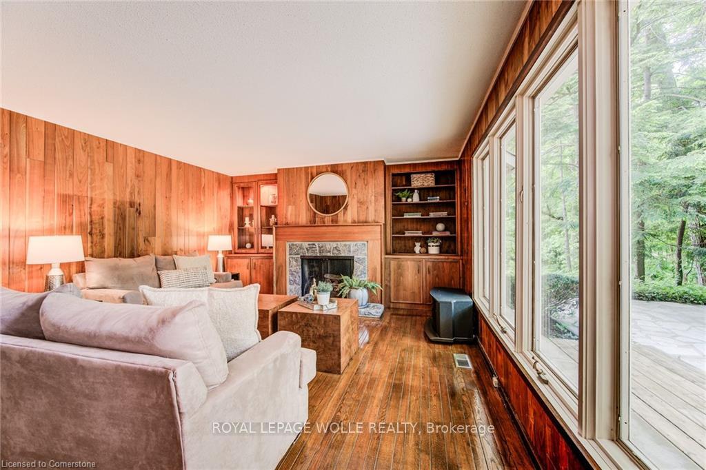 Photo 17 of 368 Warrington Drive, Waterloo — HOMEH