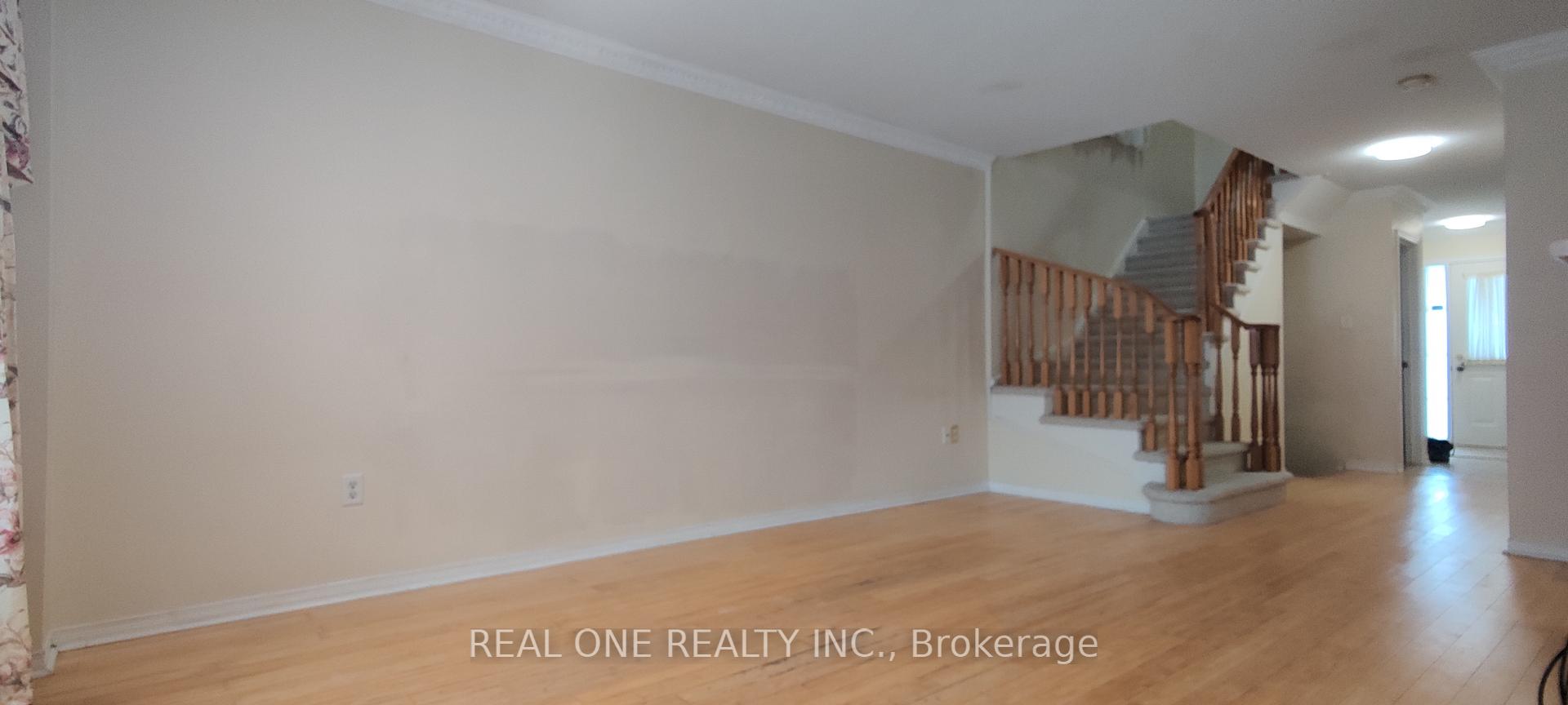 Photo 2 of 45 Devonwood Drive, Markham, Berczy — HOMEH