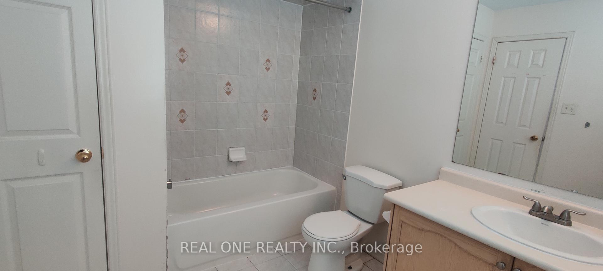 Photo 13 of 45 Devonwood Drive, Markham, Berczy — HOMEH