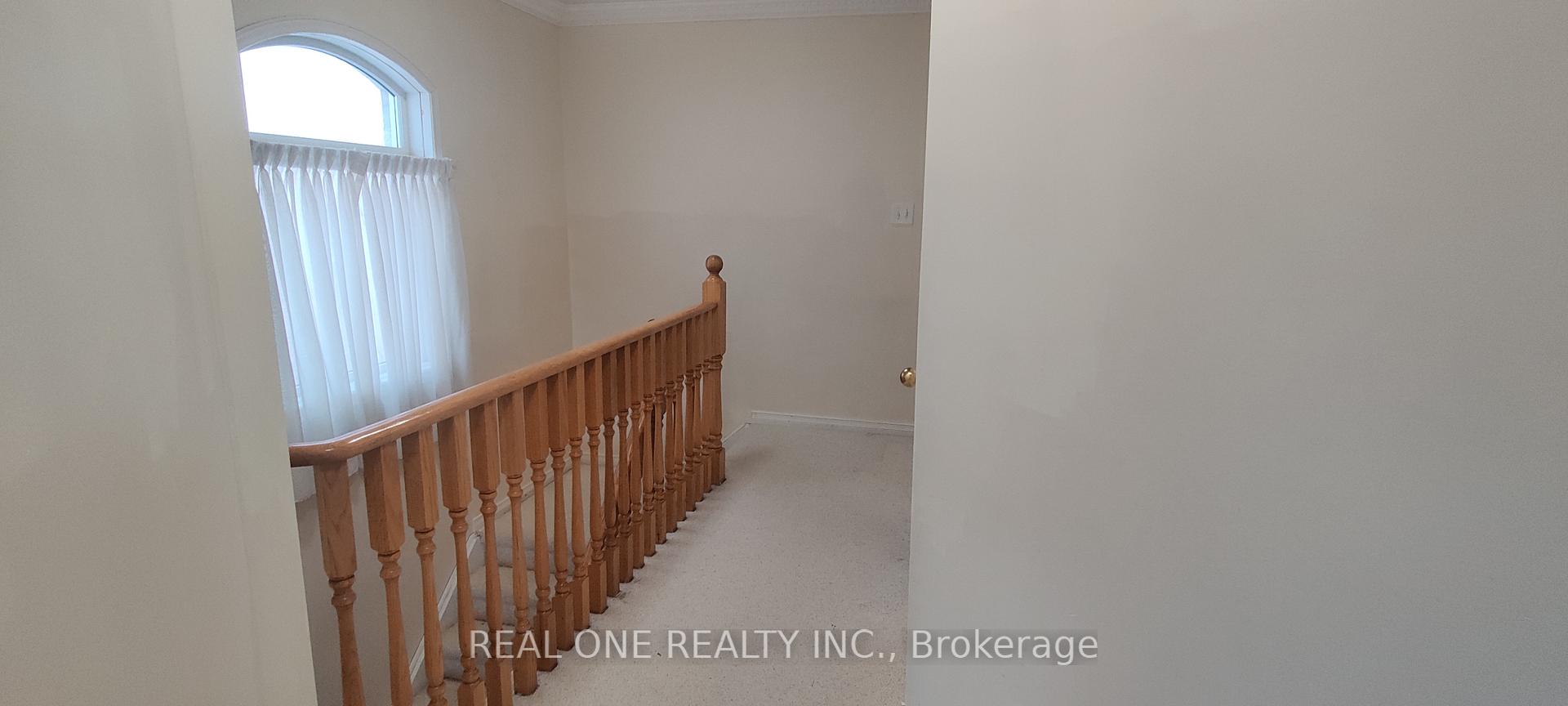 Photo 20 of 45 Devonwood Drive, Markham, Berczy — HOMEH