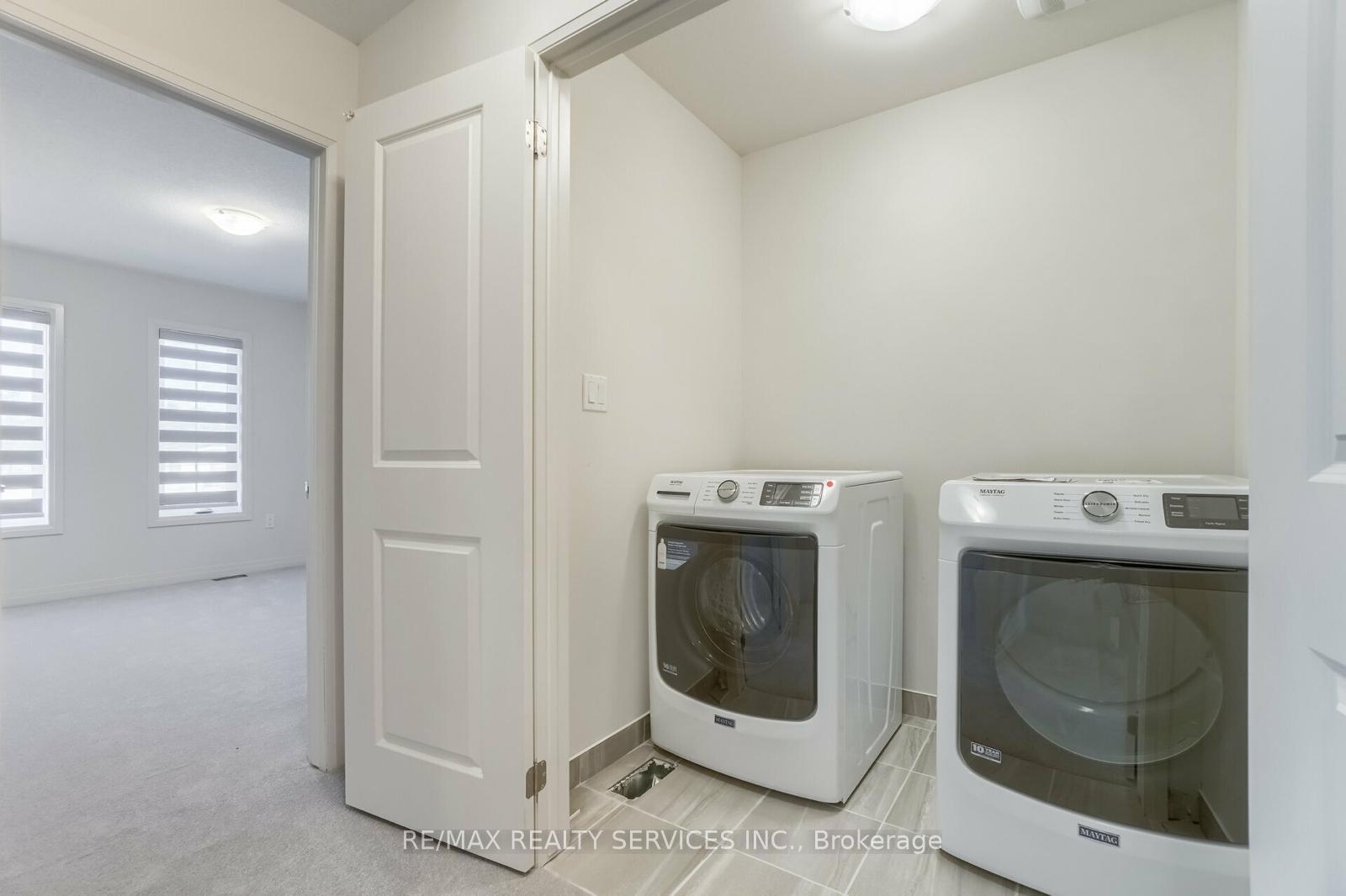 Photo 17 of 72 Middleton Street, Zorra, Thamesford — HOMEH
