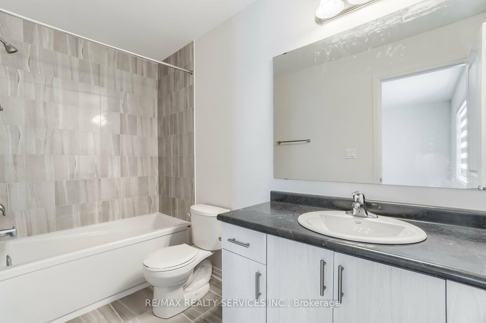 Photo 18 of 72 Middleton Street, Zorra, Thamesford — HOMEH