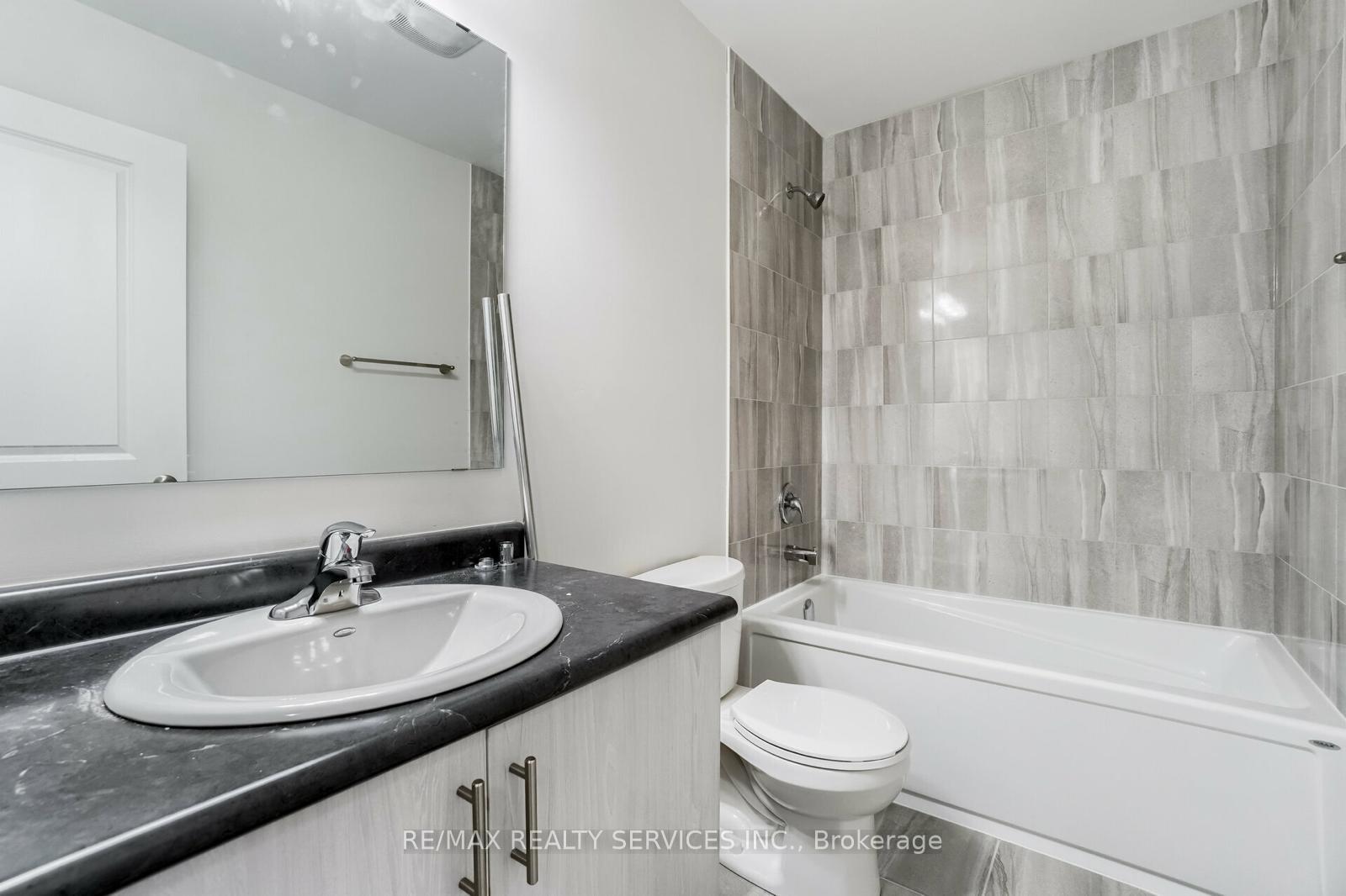Photo 20 of 72 Middleton Street, Zorra, Thamesford — HOMEH