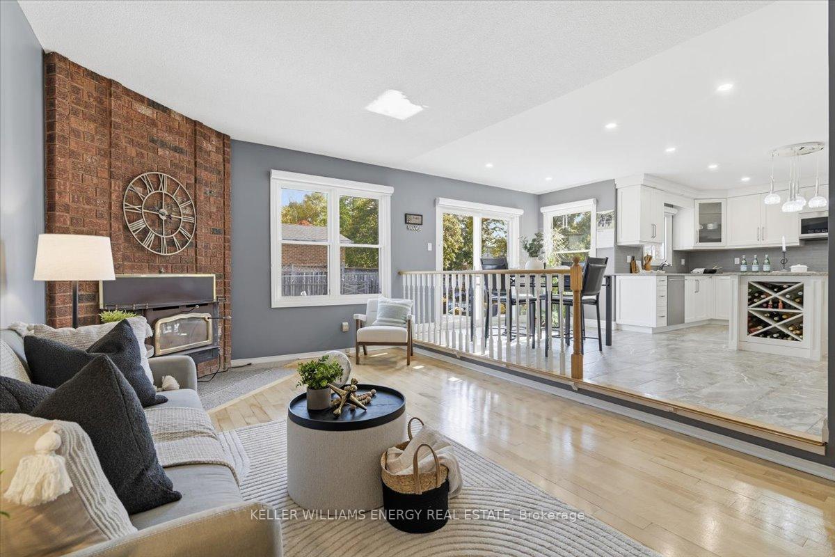 Photo 13 of 29 Braebrook Drive, Whitby, Rolling Acres — HOMEH