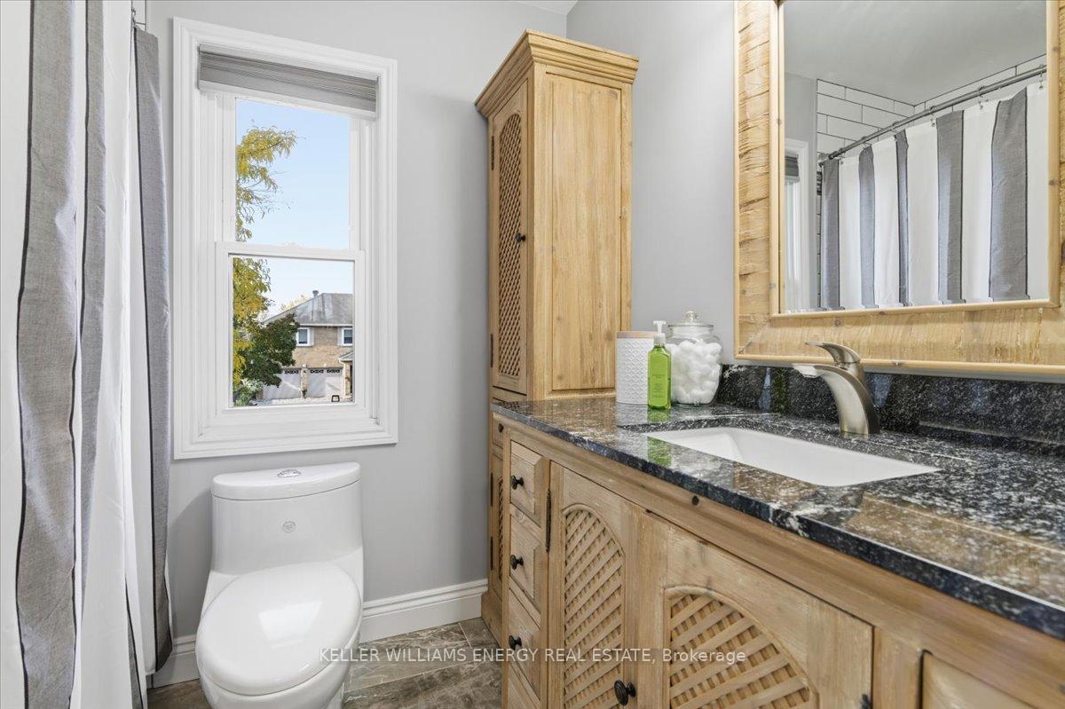 Photo 19 of 29 Braebrook Drive, Whitby, Rolling Acres — HOMEH