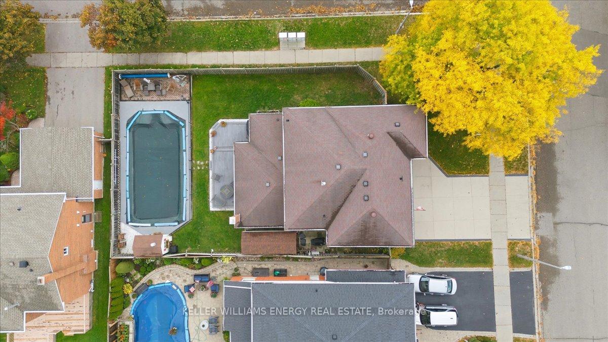 Photo 32 of 29 Braebrook Drive, Whitby, Rolling Acres — HOMEH