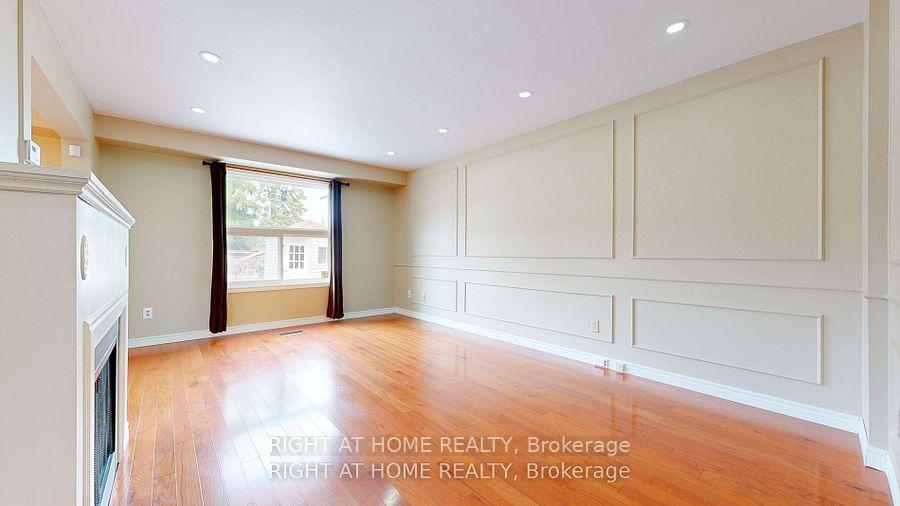 Photo 3 of Unit Upper, 38 Colette Drive, Whitby, Downtown Whitby — HOMEH