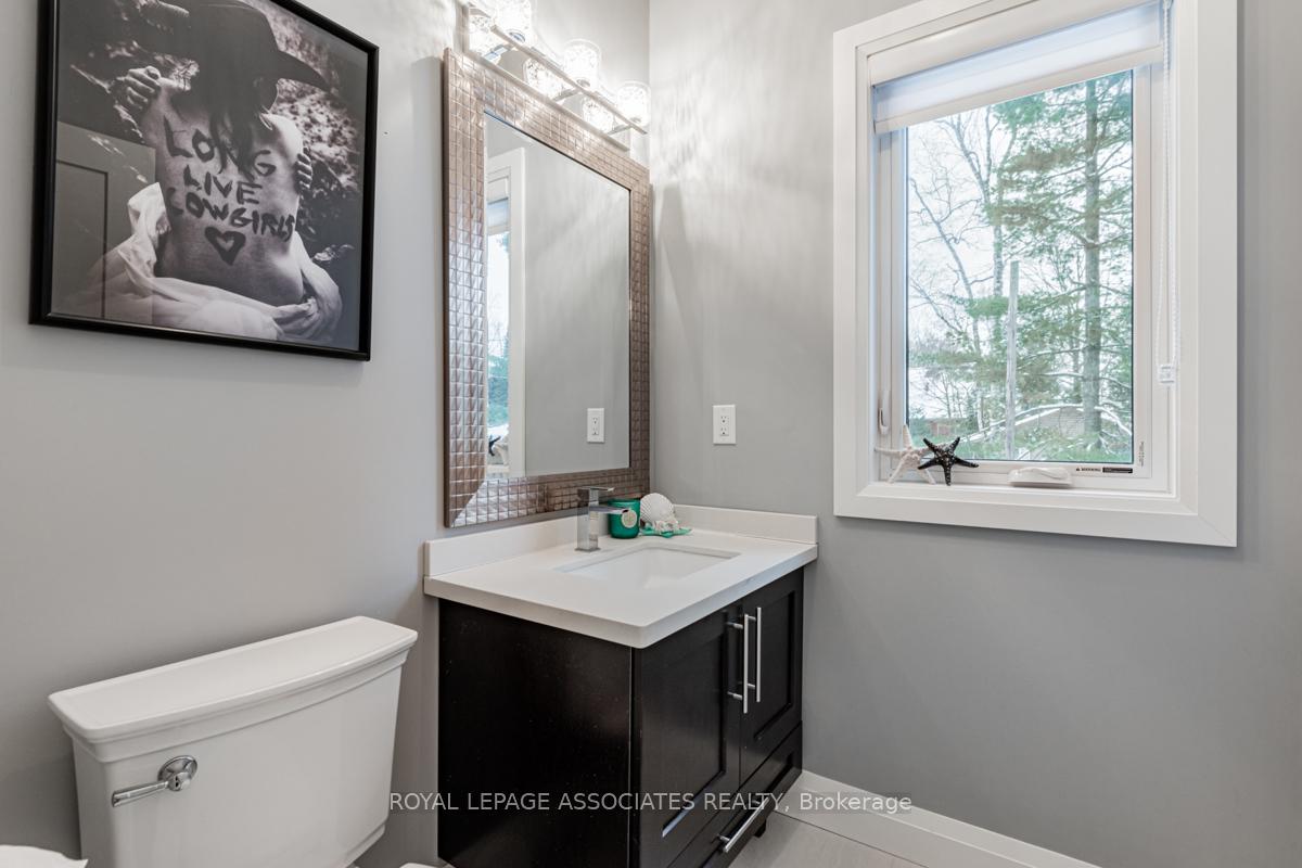 Photo 6 of 69 34th Street N, Wasaga Beach — HOMEH