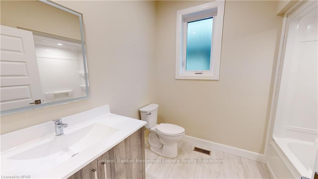 Photo 8 of Unit 8, 34 Upper Thames Lane, West Perth, Mitchell — HOMEH