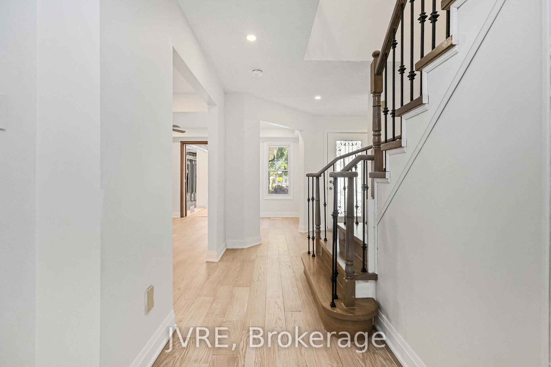 Photo 12 of 263 Wright Crescent, Ajax, Central — HOMEH