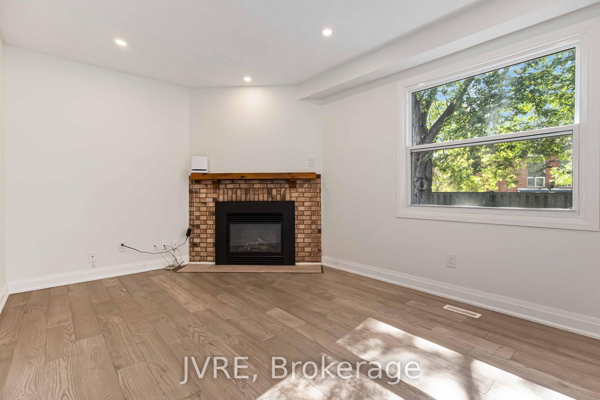 Photo 19 of 263 Wright Crescent, Ajax, Central — HOMEH
